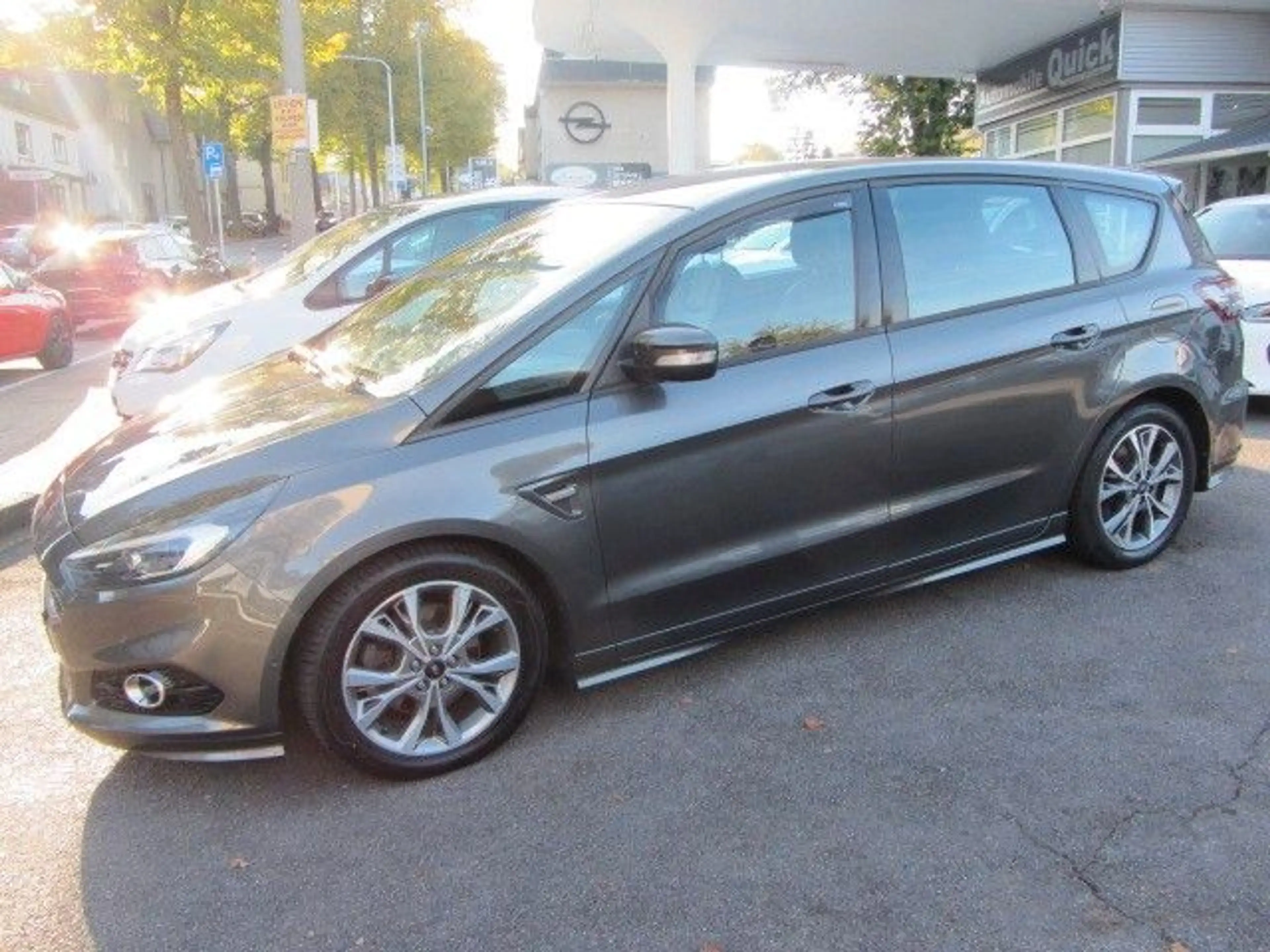 Ford S-Max S-MAX ST-Line, Leder, 2 Hand — photo 3