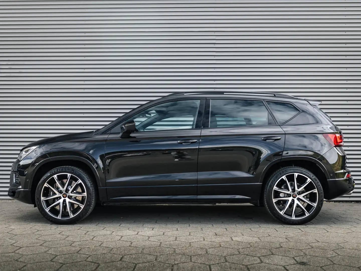 CUPRA Ateca 2.0 TSI 4DRIVE PANO BREMBO BEATS TREKHAAK KEYLESS Noir - 2