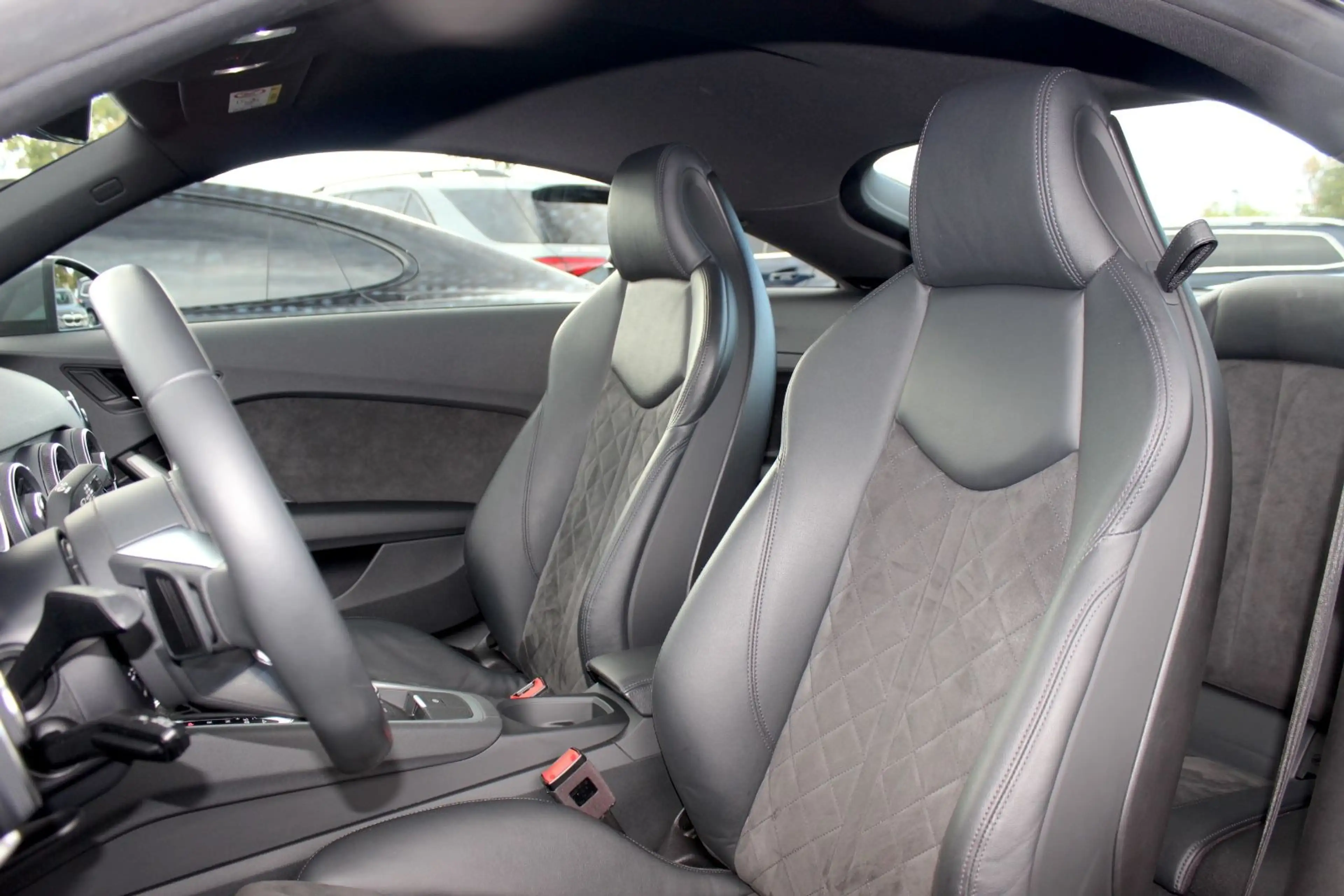 Audi TT Coupe 40 TFSI S-LINE PLUS NAVI S-HEIZUNG 1.HD — photo 9