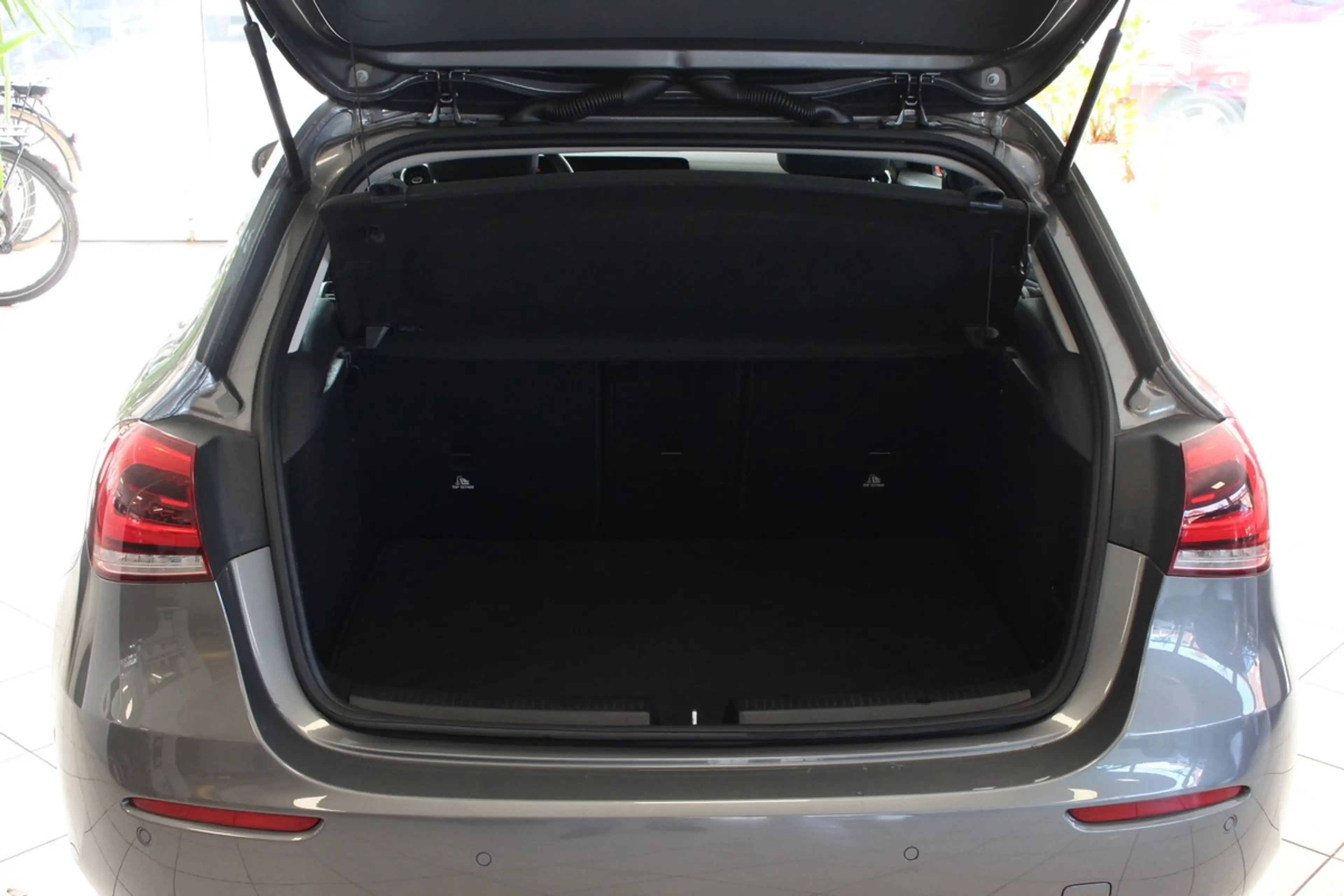 Mercedes-Benz A 180 Progressive — photo 13