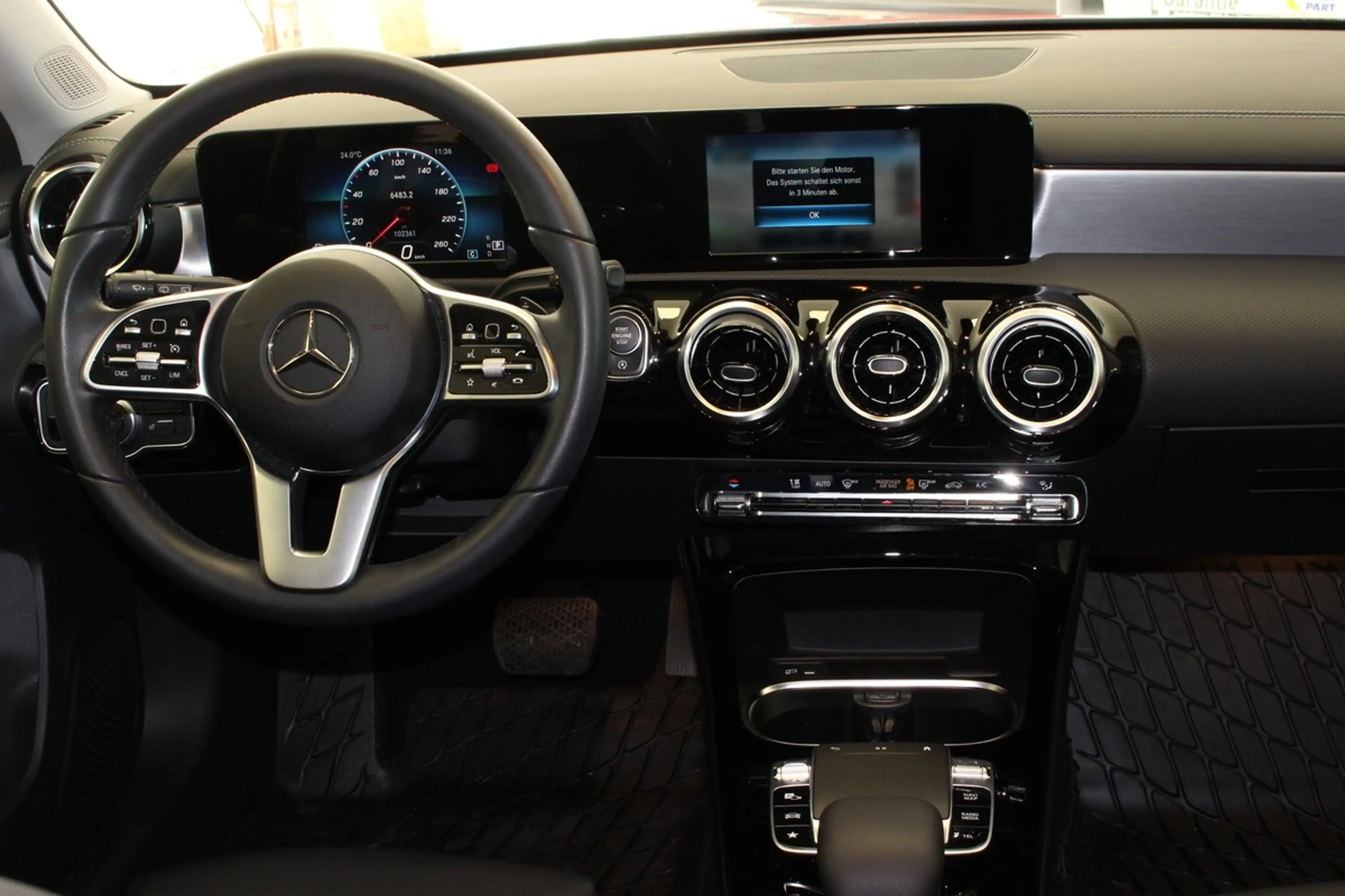 Mercedes-Benz A 180 Progressive — photo 12