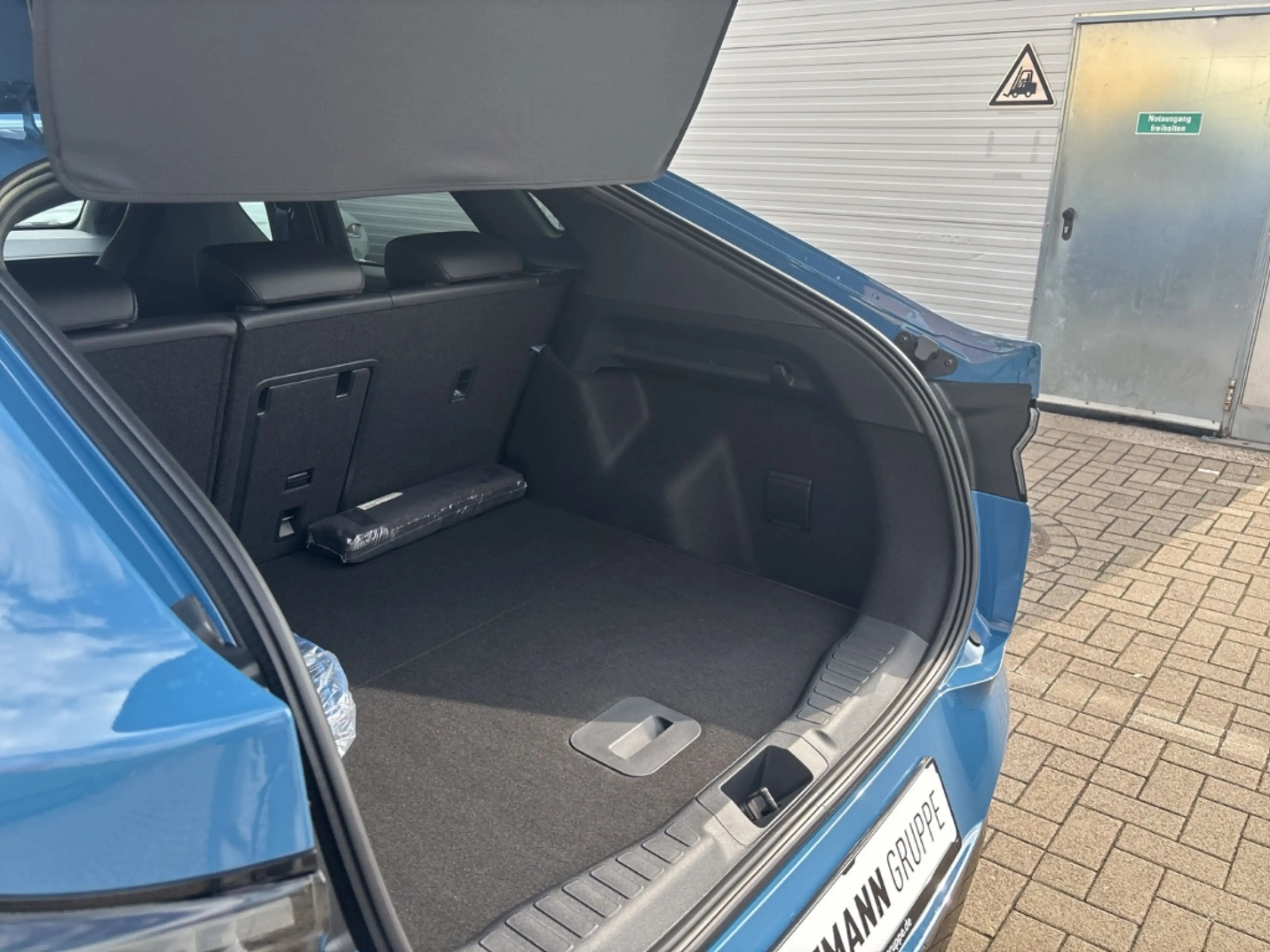 Ford Capri 210 kW RWD Collection Vollausstattung 0% Finanzier — photo 15