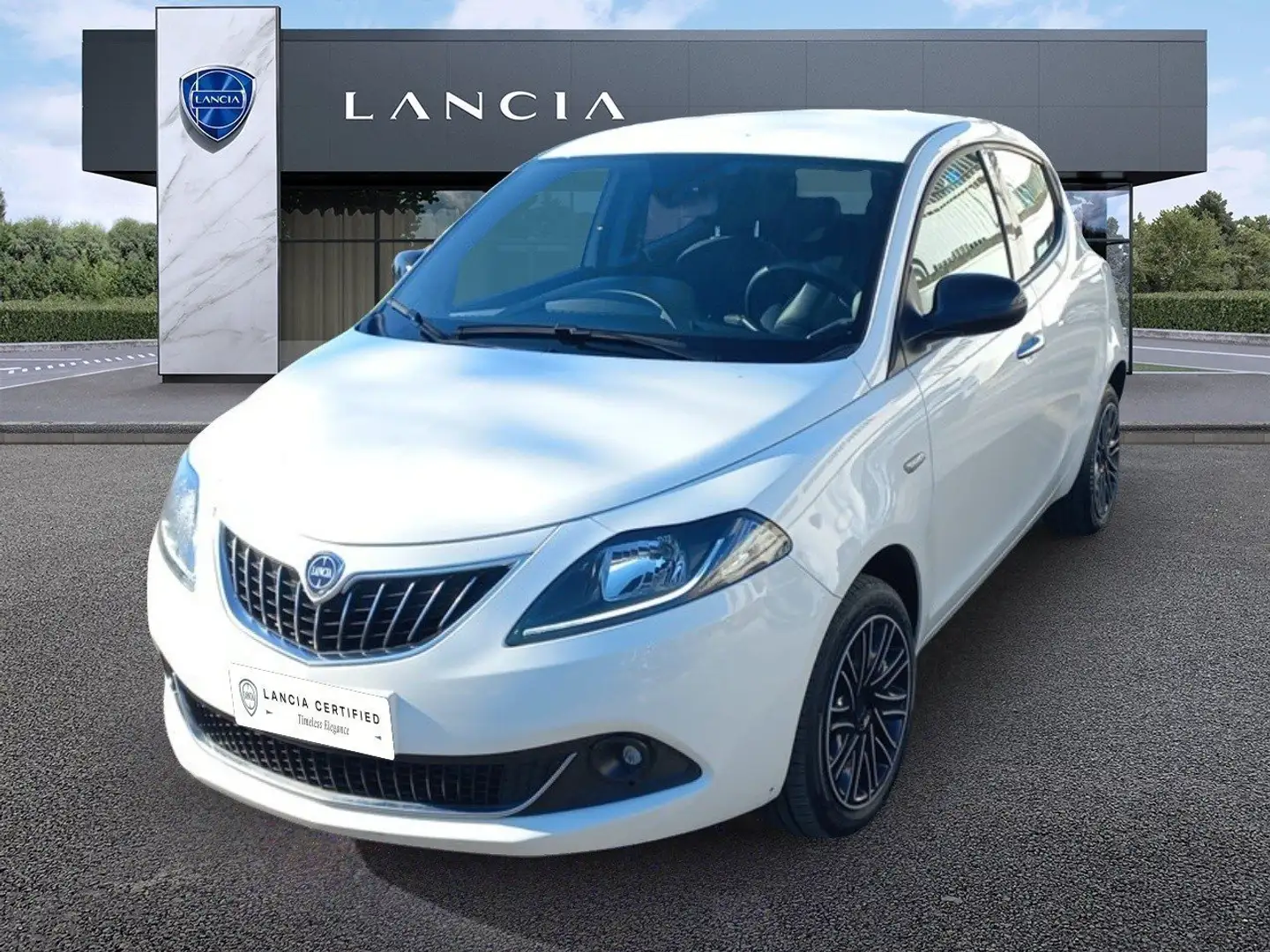 Lancia Ypsilon 1.0 FireFly 70cv Hybrid Gold Bianco - 1
