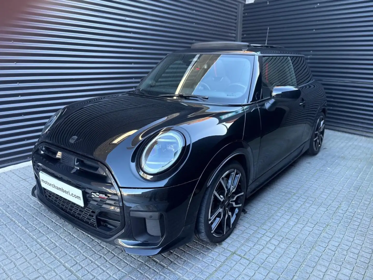 MINI Cooper 3 Puertas S John Works Aut. Negro - 2