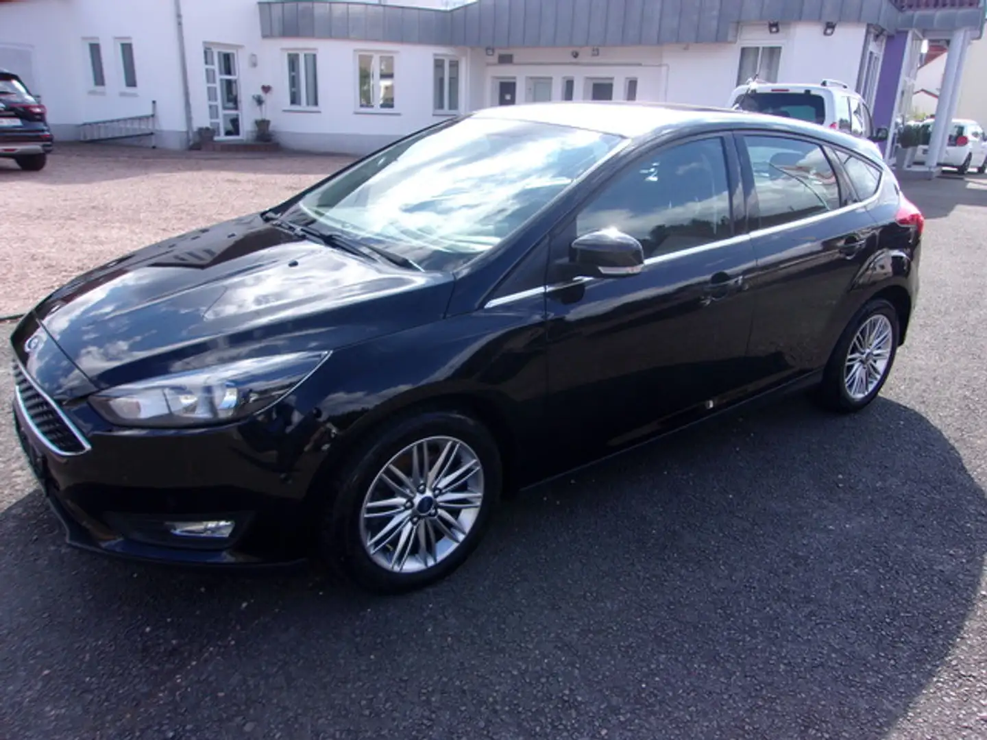 Ford Focus Cool&Connect Klima ALU PDC Navi Noir - 1