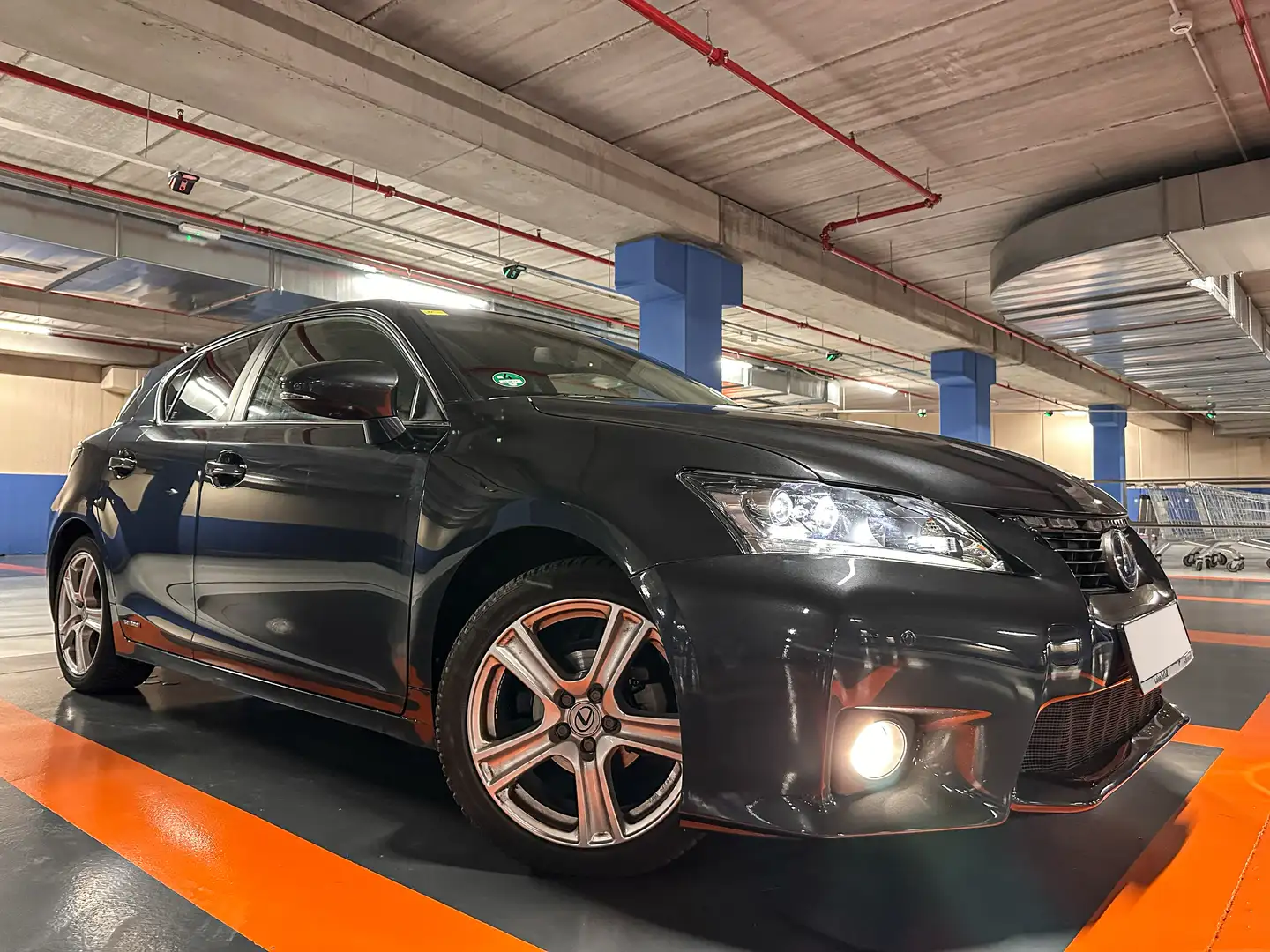 Lexus CT 200h Dynamic Line - 1