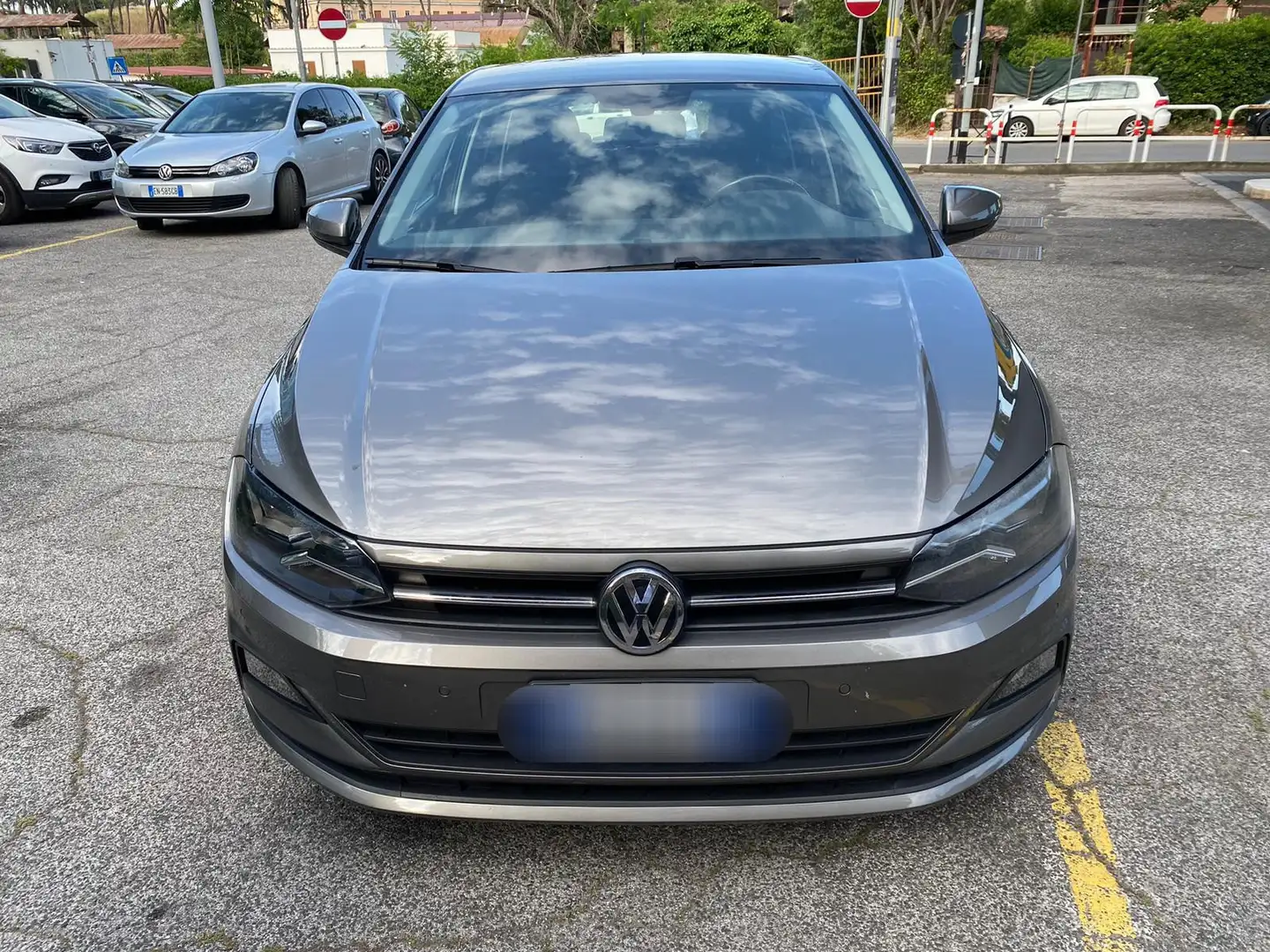Volkswagen Polo Polo 5p 1.0 evo Comfortline 80cv FINO AL 31/07 Grigio - 1