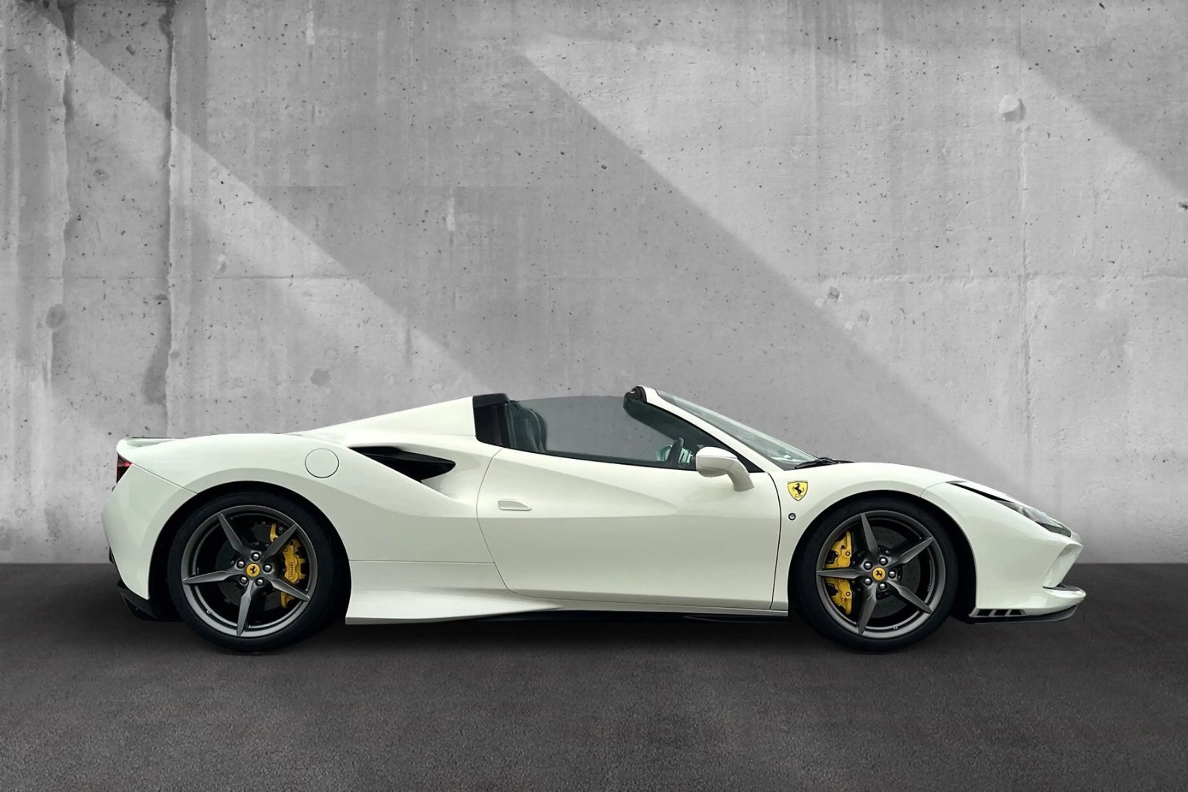 Ferrari F8 Spider Dt.Auto*Lift*LED Lenkrad*JBL*Kamera — photo 9