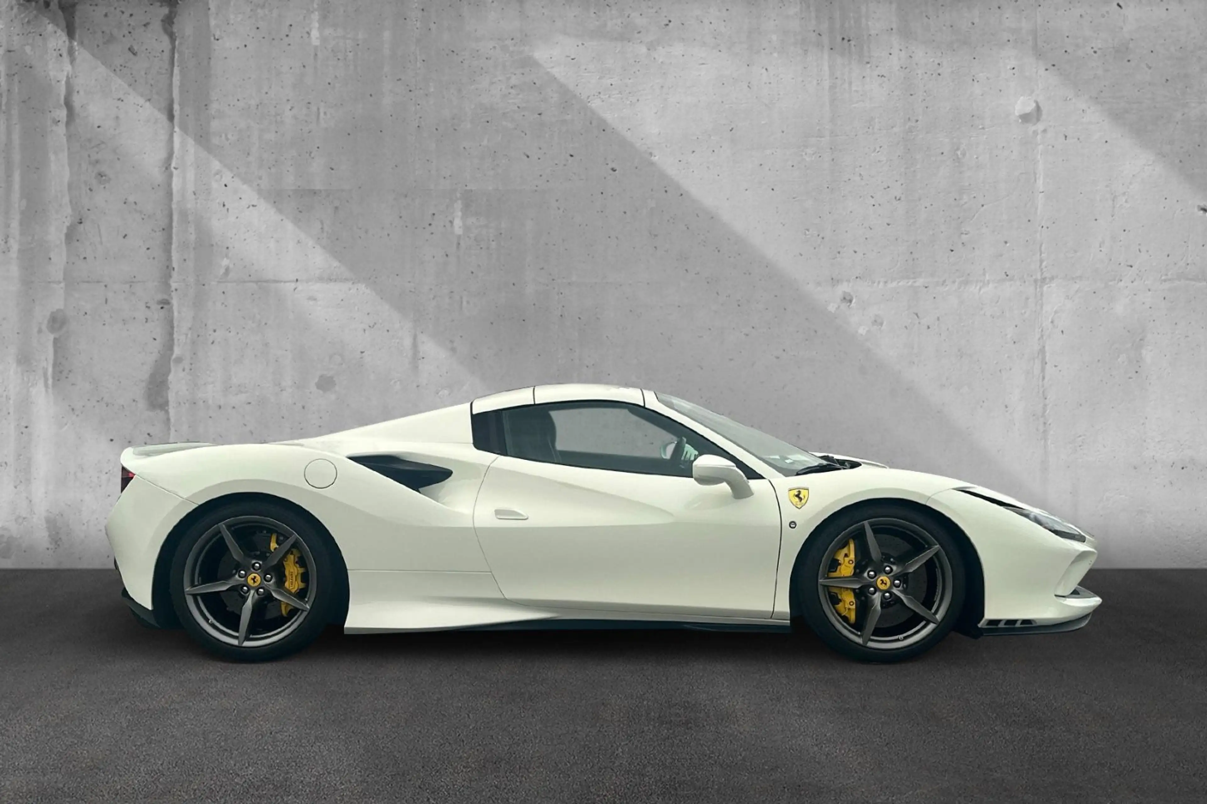 Ferrari F8 Spider Dt.Auto*Lift*LED Lenkrad*JBL*Kamera — photo 10
