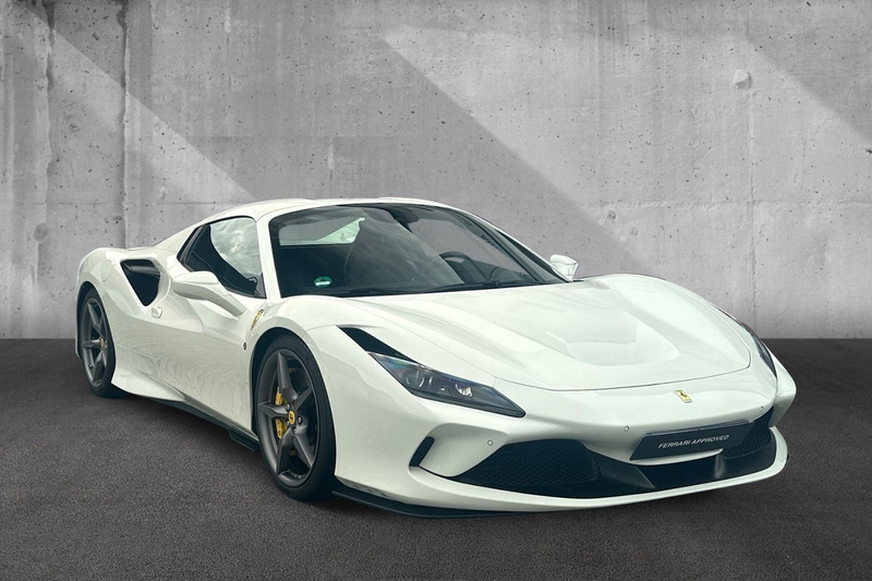 Ferrari F8 Spider Dt.Auto*Lift*LED Lenkrad*JBL*Kamera — photo 12