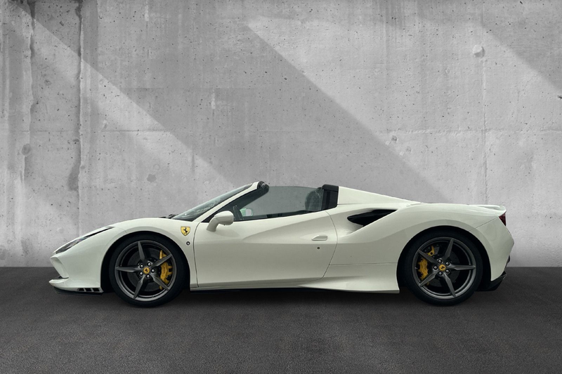 Ferrari F8 Spider Dt.Auto*Lift*LED Lenkrad*JBL*Kamera — photo 2