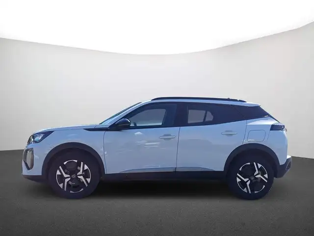 Peugeot 2008 view 4