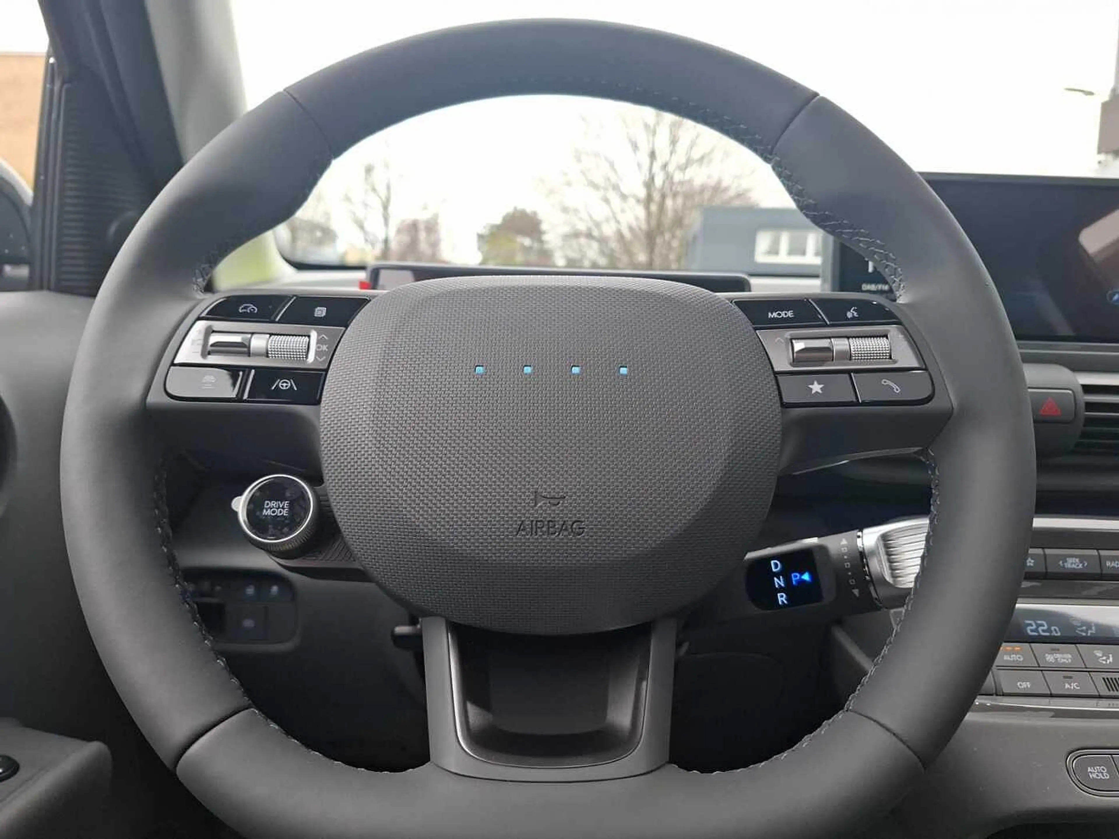 Hyundai Inster 49kWh Cross 'Assi,Effi' — photo 10