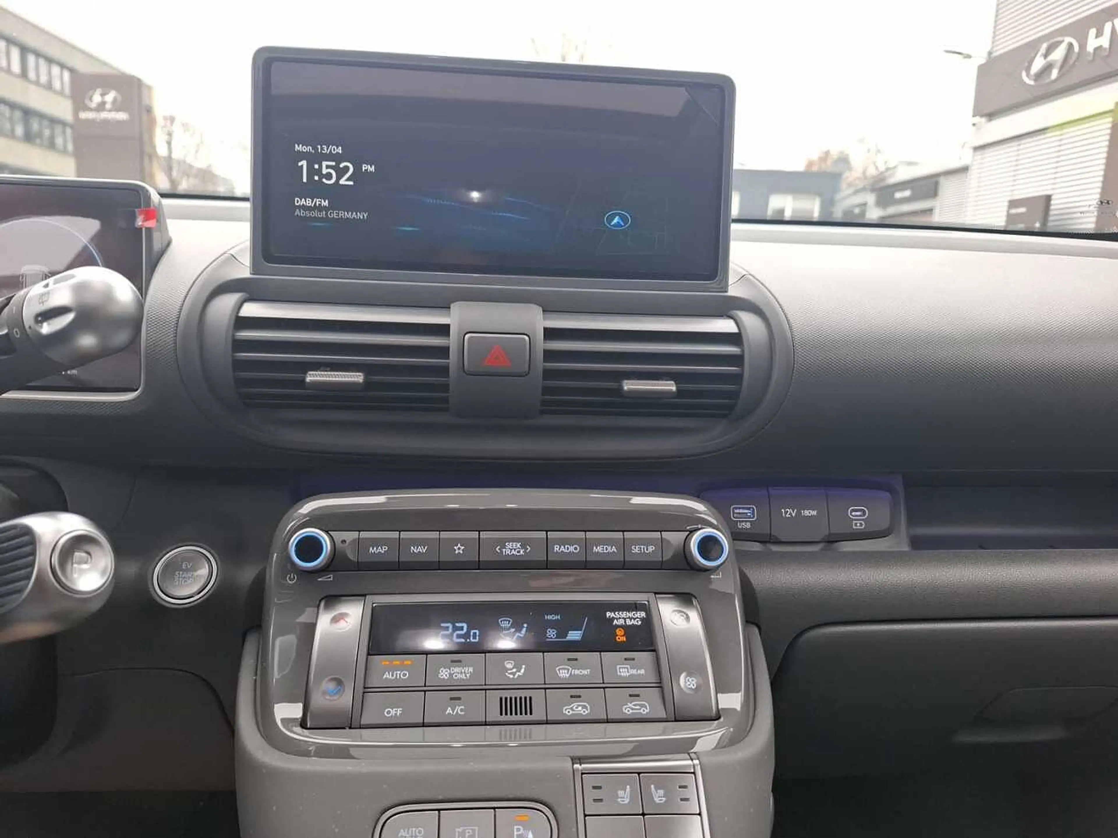 Hyundai Inster 49kWh Cross 'Assi,Effi' — photo 9