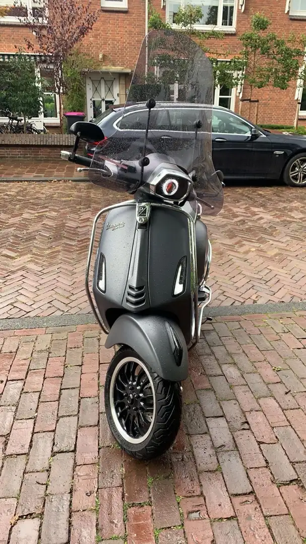 Vespa Sprint 50 Zwart - 2