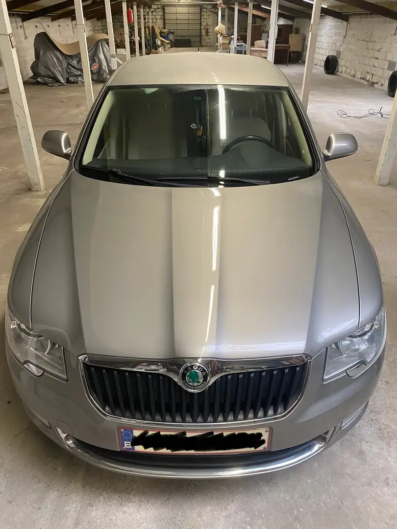 Skoda Superb Superb 1.8 TSI Elegance Beige - 2