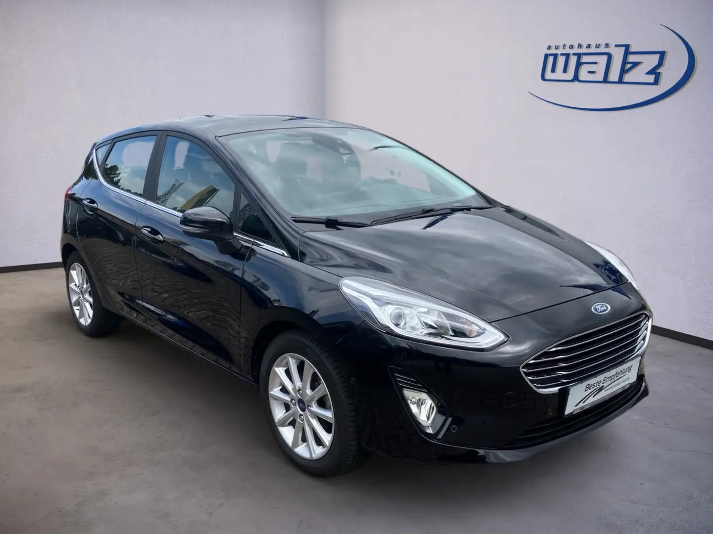 Ford Fiesta Titanium 5-trg 1.0i Navi,Winterpaket, uvm Nero - 2
