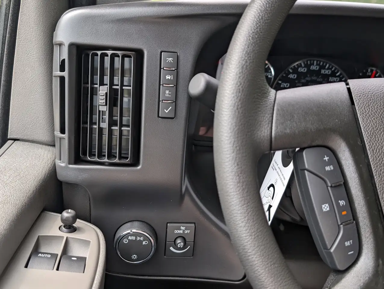 Chevrolet Express 2500 снимка Chevrolet Express 2500
