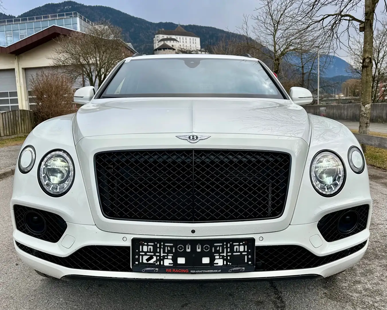 Bentley Bentayga W12 Fehér - 2