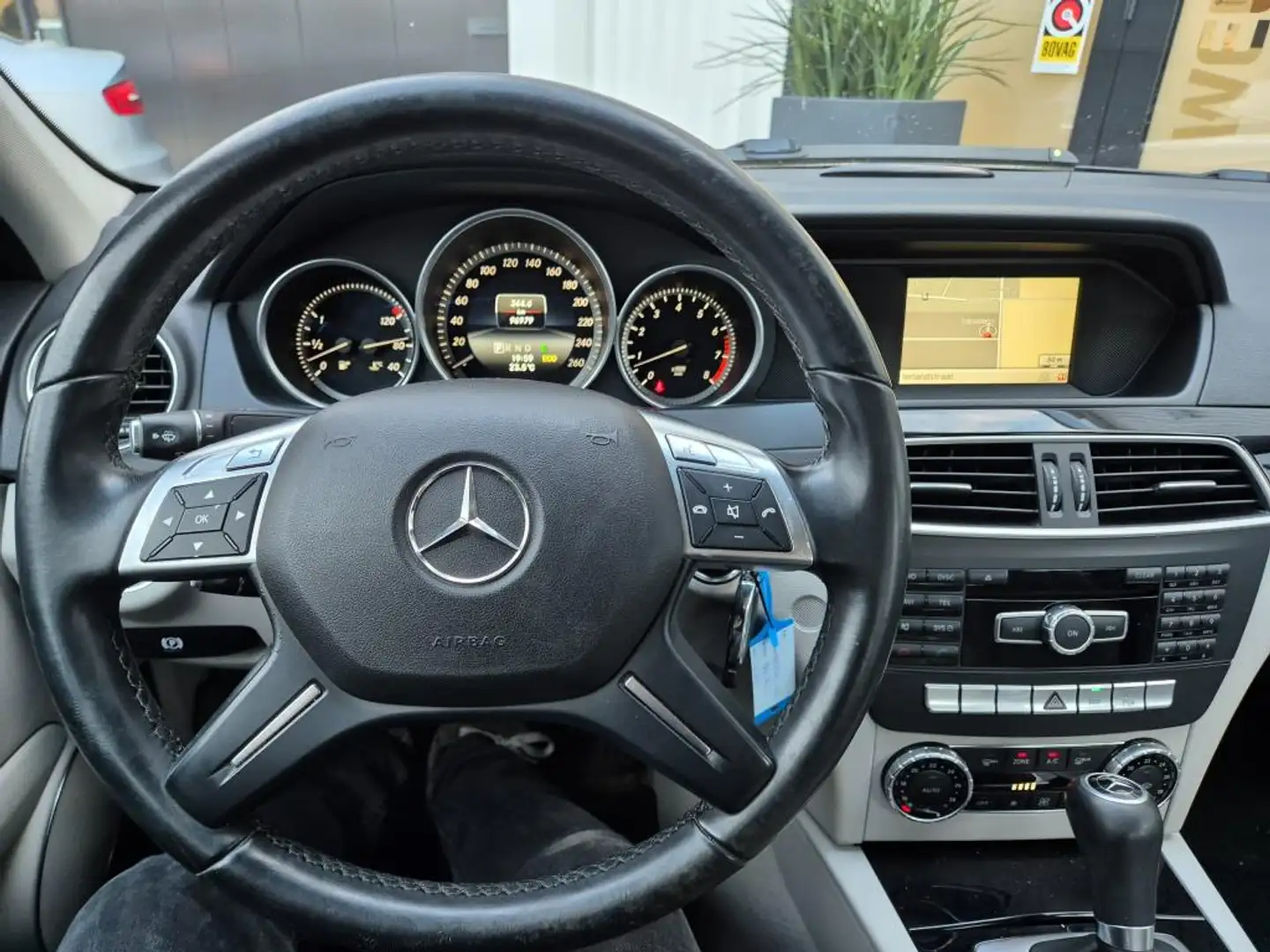 Mercedes-Benz C 180 Elegance Zwart - 2