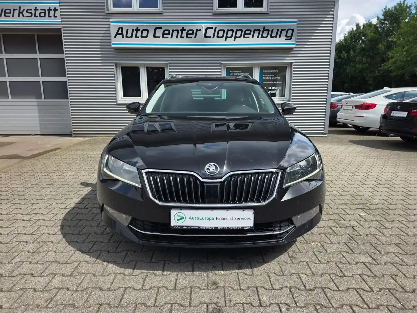 Skoda Superb laurin & klement 2.0 TDI Automatik Schwarz - 2