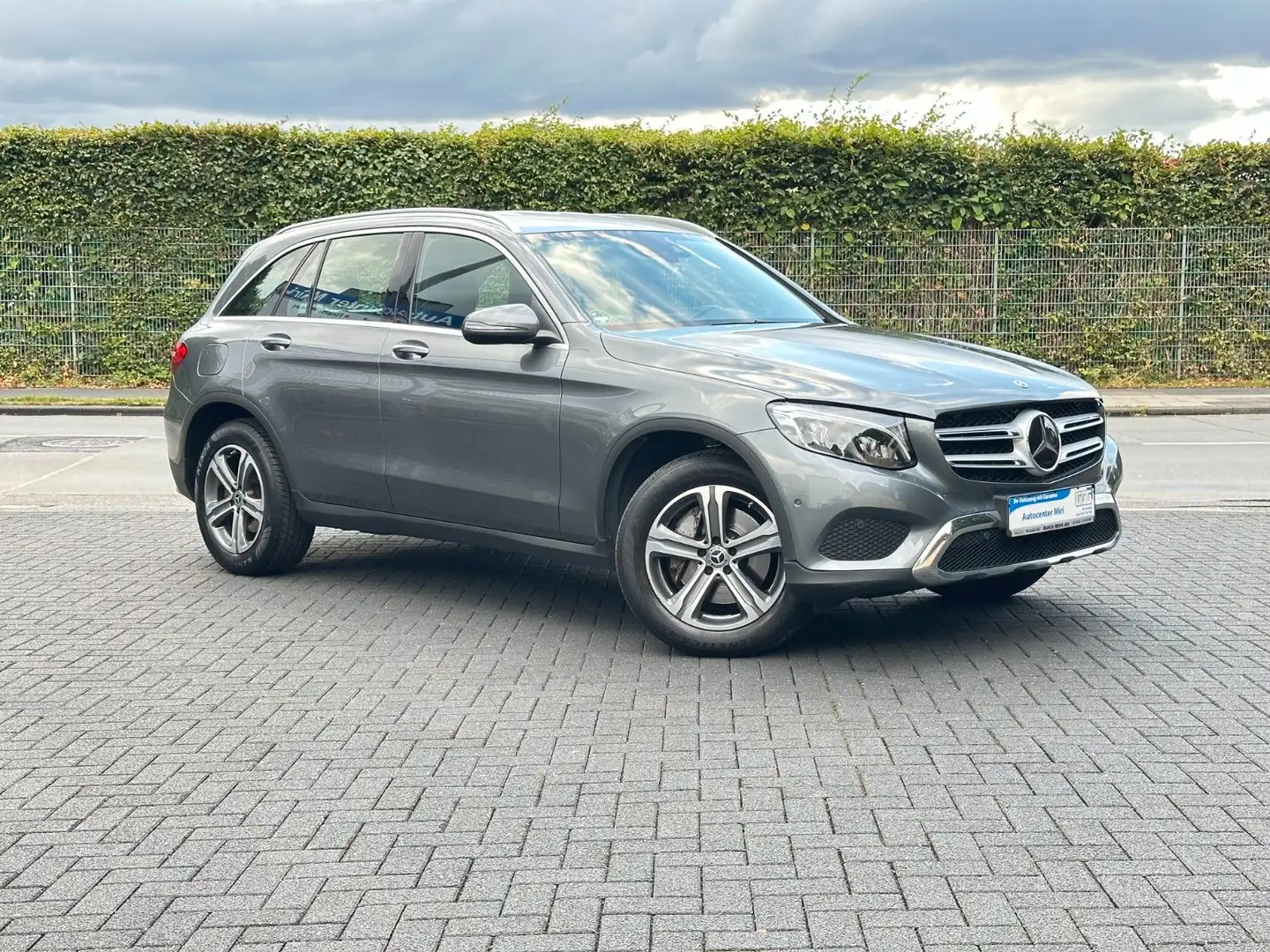 Mercedes-Benz GLC 250 4Matic HeadUp-ILS-Navi-AHK-Spur-AirMatic Gris - 1
