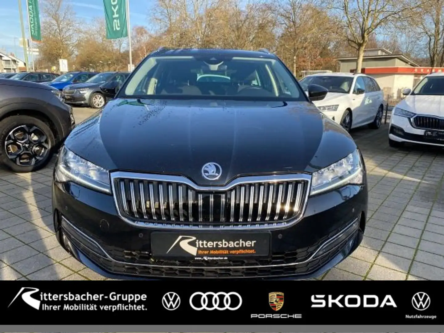 Skoda Superb Combi 1.5 TSI ACT Style AHK STHZ SmartLin Schwarz - 1