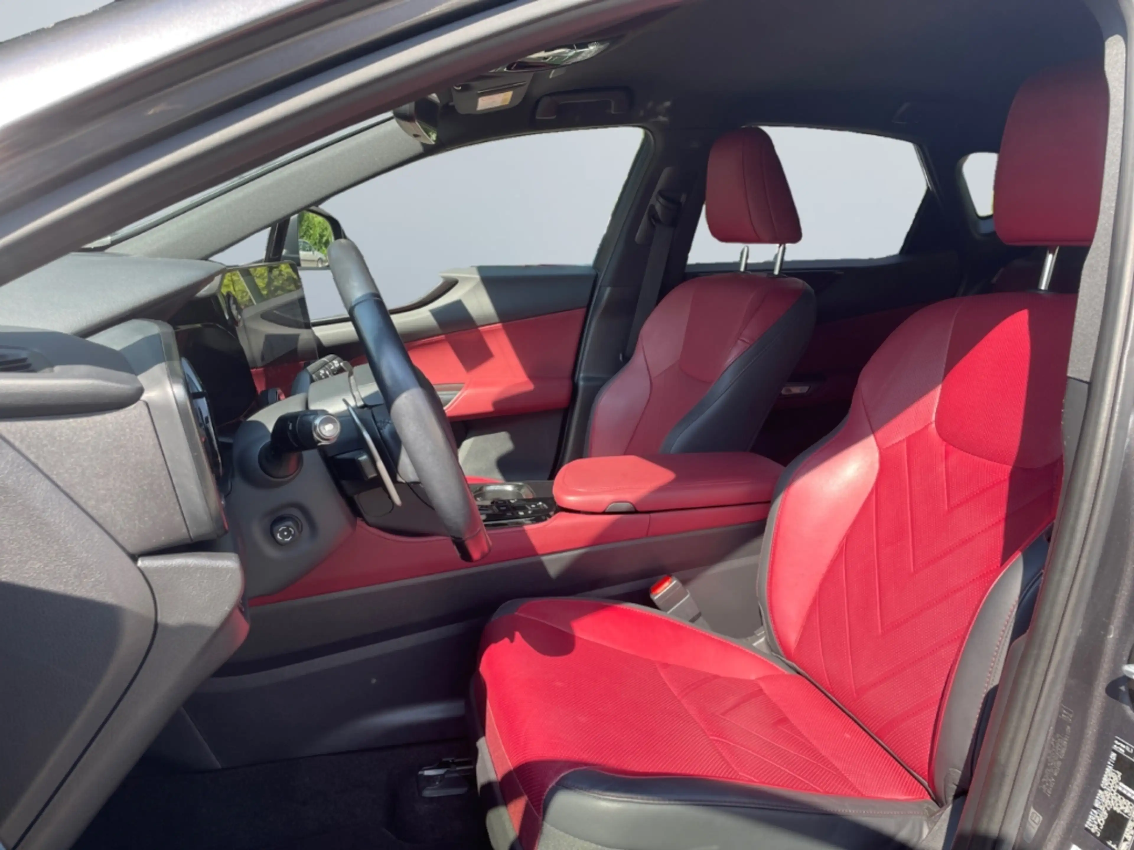 Lexus NX 450h+ E-Four *360°*PDC*LHD*LED*Spurhalt.* — photo 9