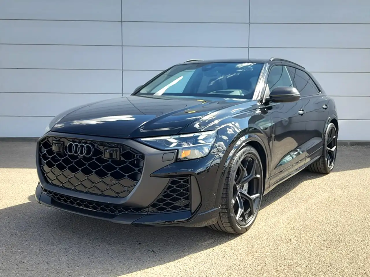 2025 Audi RS Q8
