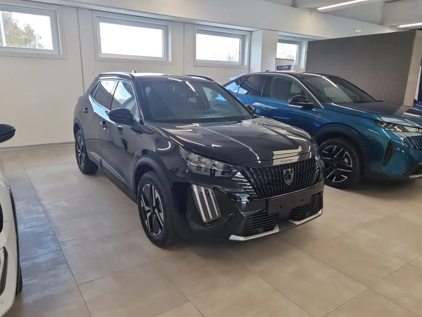 Peugeot 2008 2008 Hybrid 145 e-DCS6 GT - KM0 - DISPONIBILI VAR Nero - 2