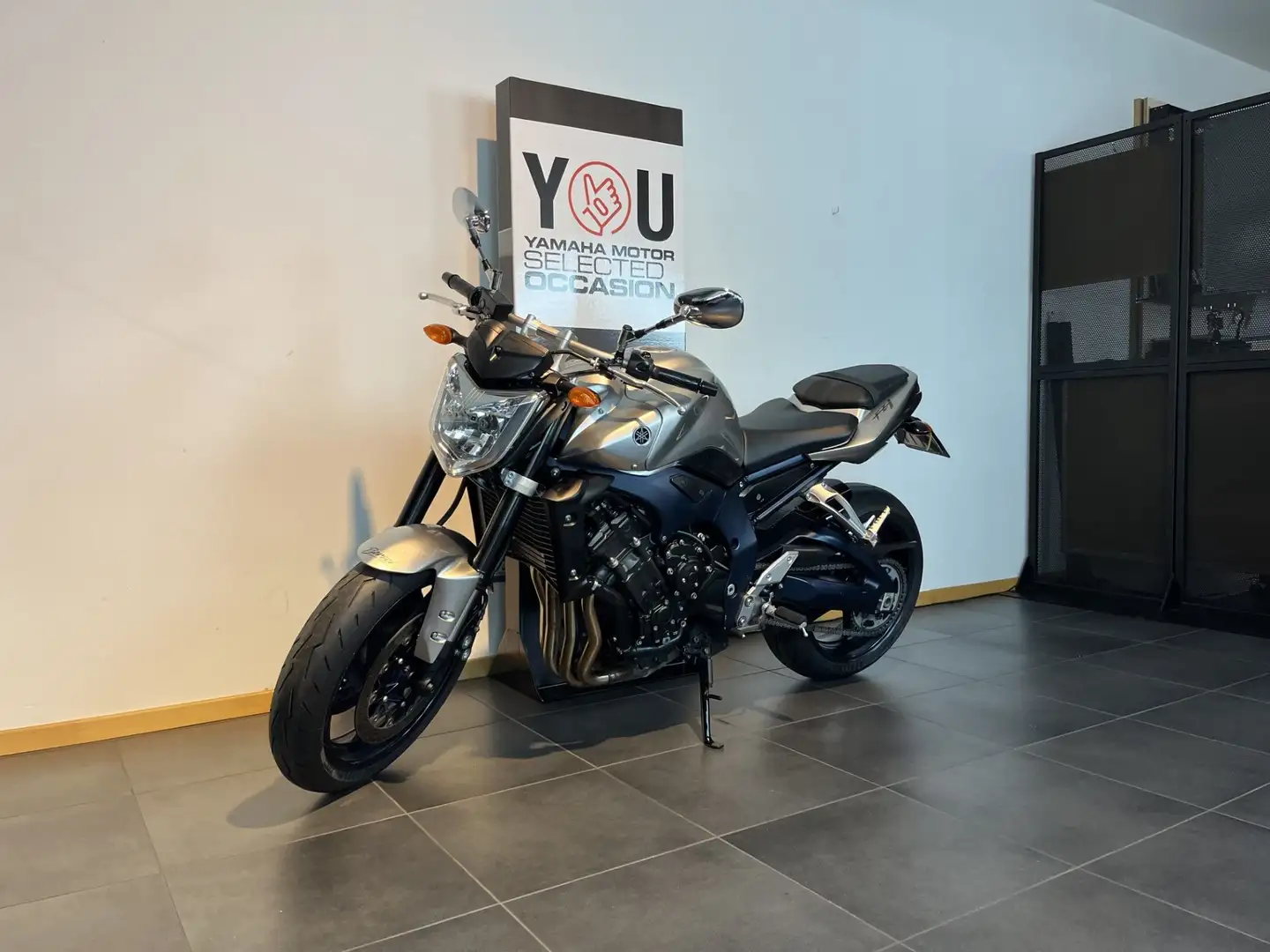 Yamaha FZ 1 - 2