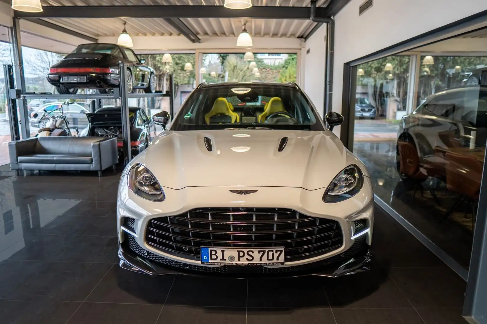 Aston Martin DBX 707 fully loaded LP295.218€ Gri - 2