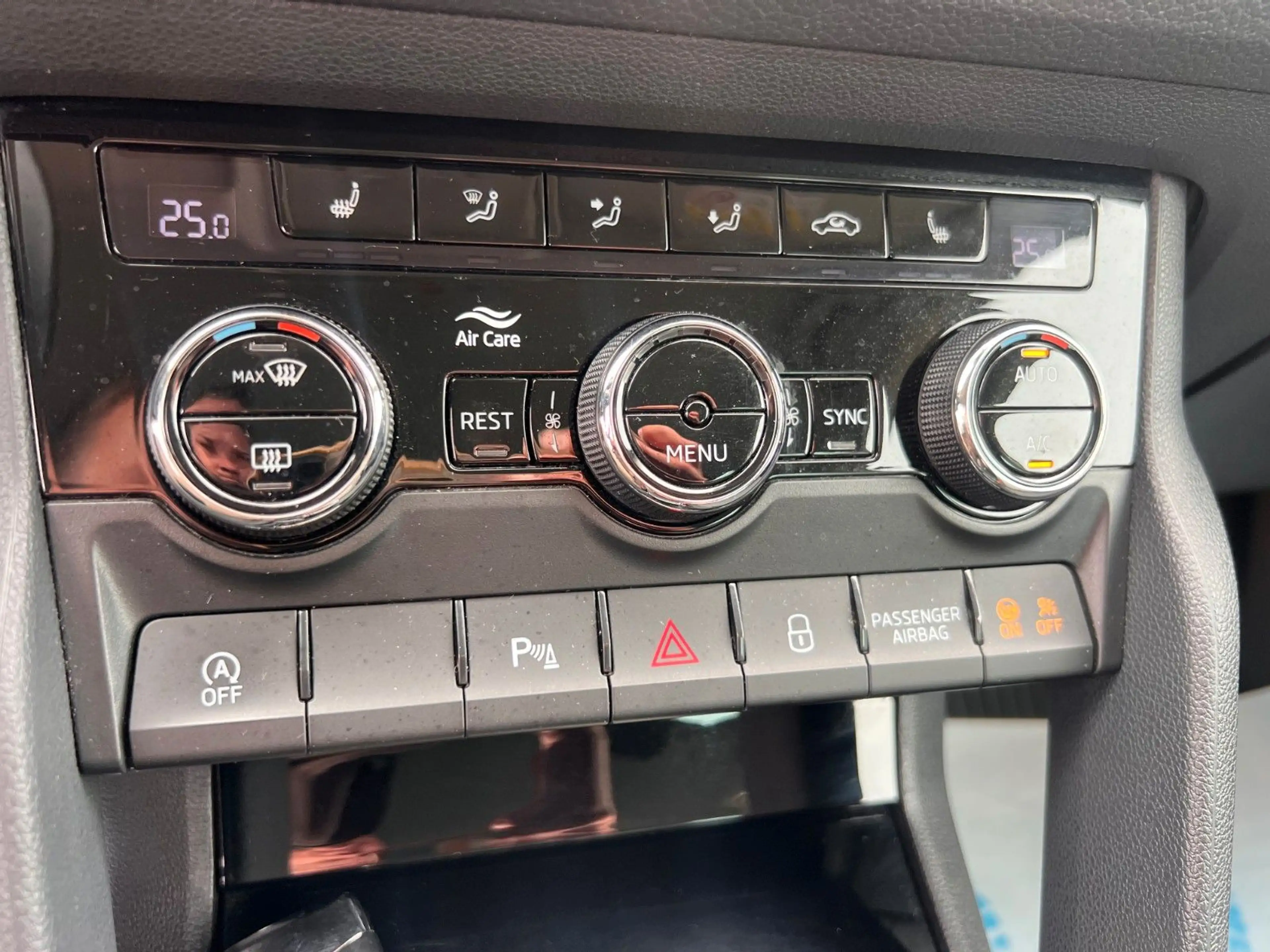 Skoda Kodiaq Webasto AHK Xenon Kamera Tüv neu — photo 16