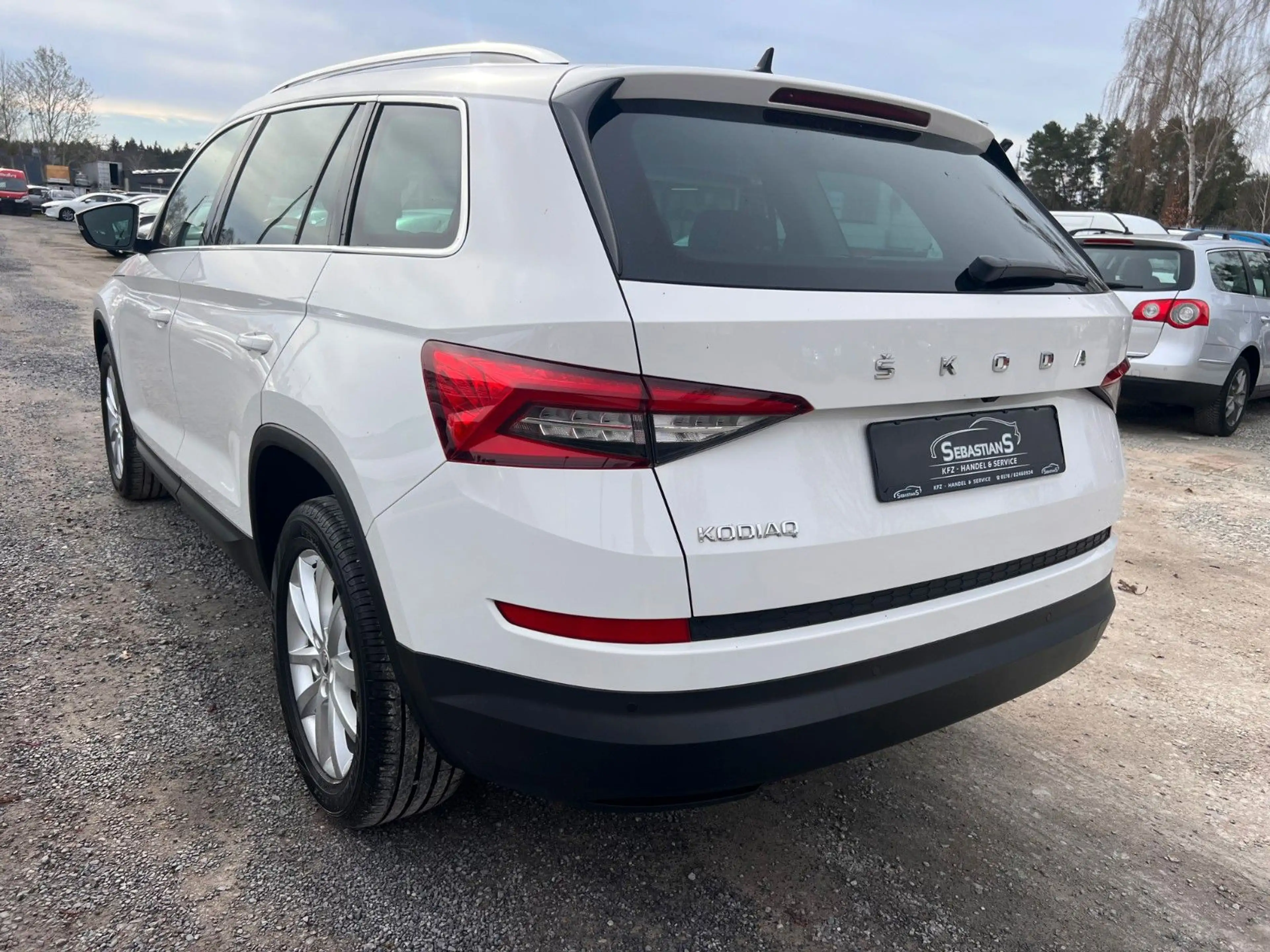Skoda Kodiaq Webasto AHK Xenon Kamera Tüv neu — photo 6