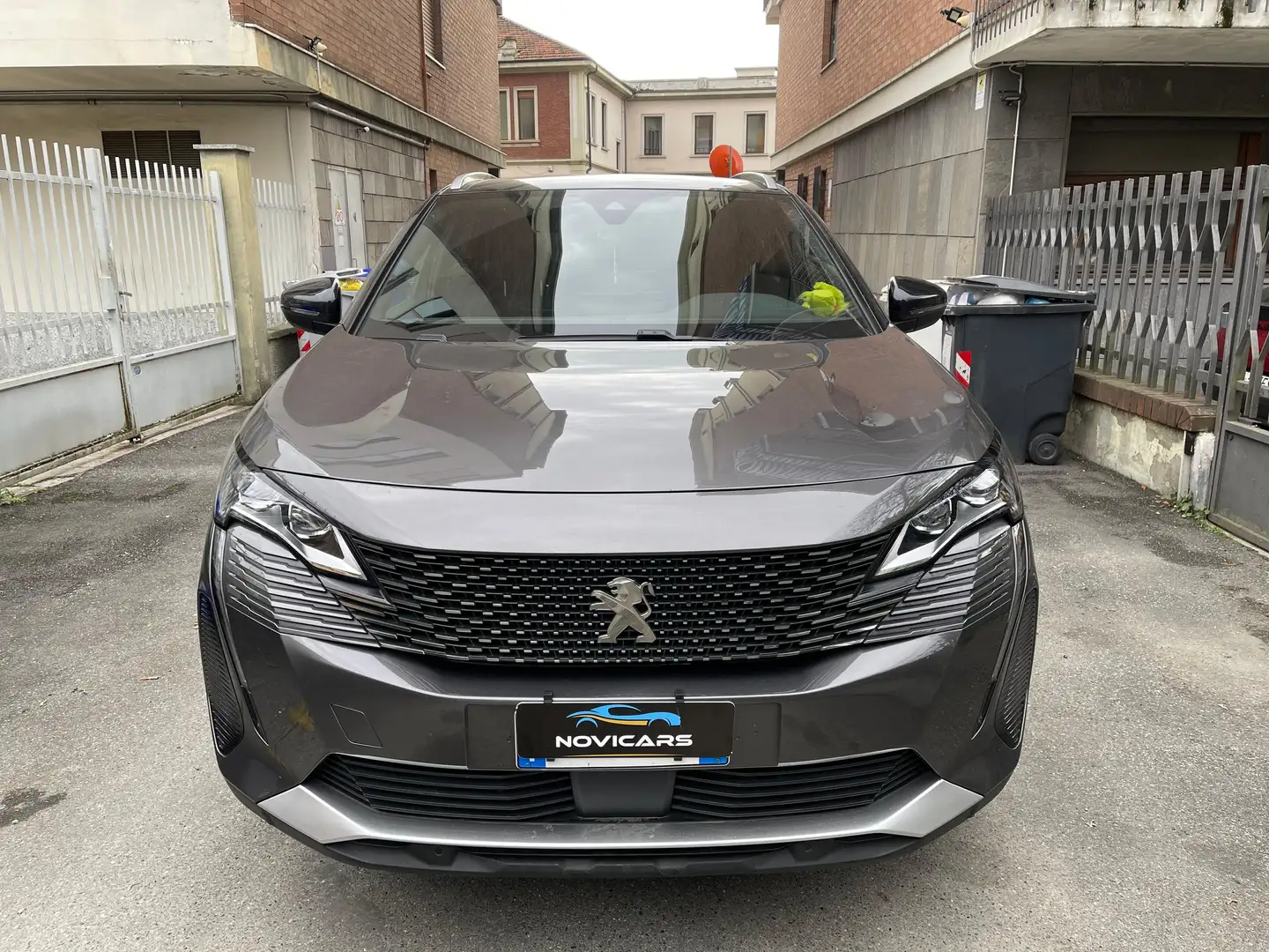 Peugeot 3008 3008 II 2021 1.5 bluehdi GT 130cv eat8 Gris - 2