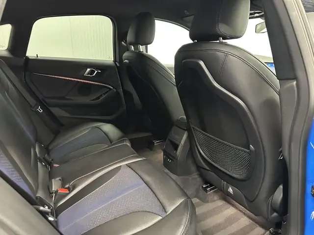BMW M view 14