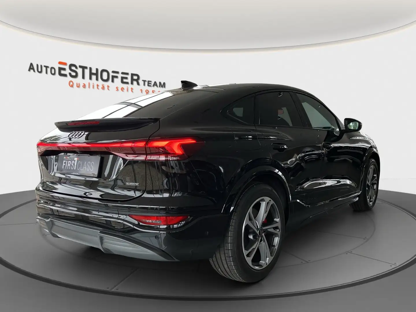 Audi Q6 e-tron e-tron quattro Schwarz - 2