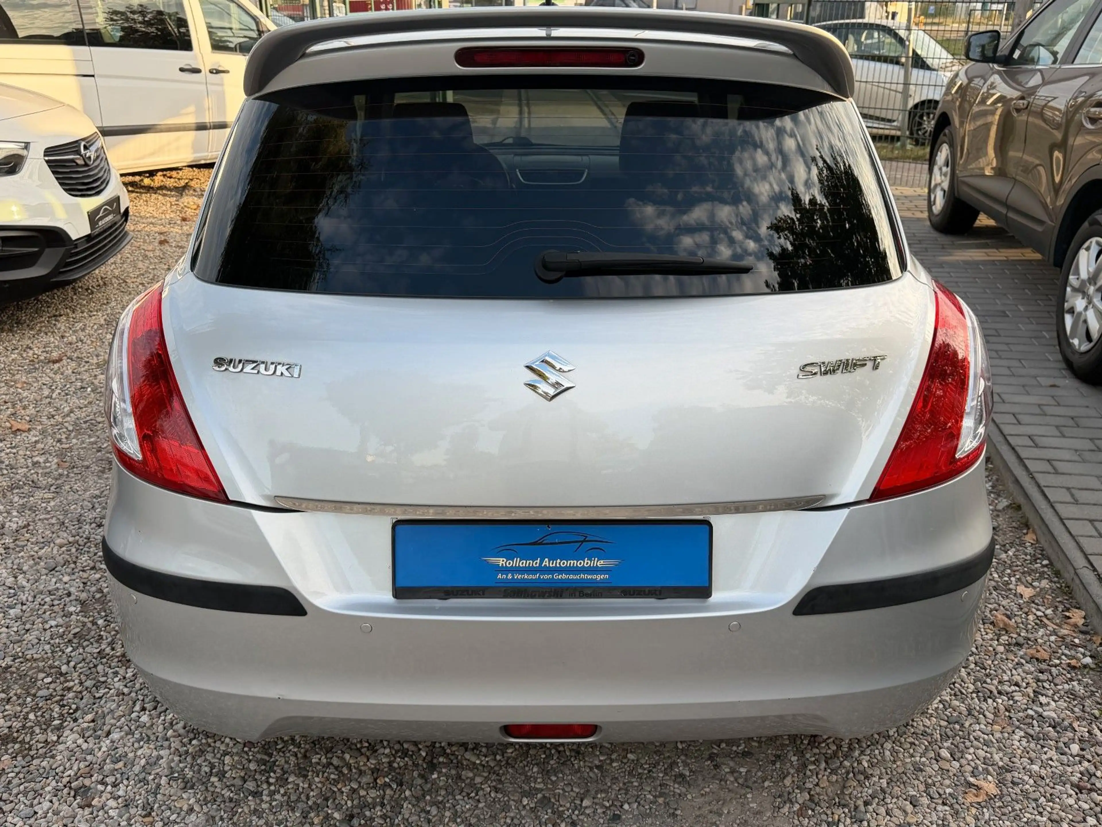 Suzuki Swift Comfort*2.HD*Aut*STHZ*SHZ*PDC*TÜV NEU — photo 7
