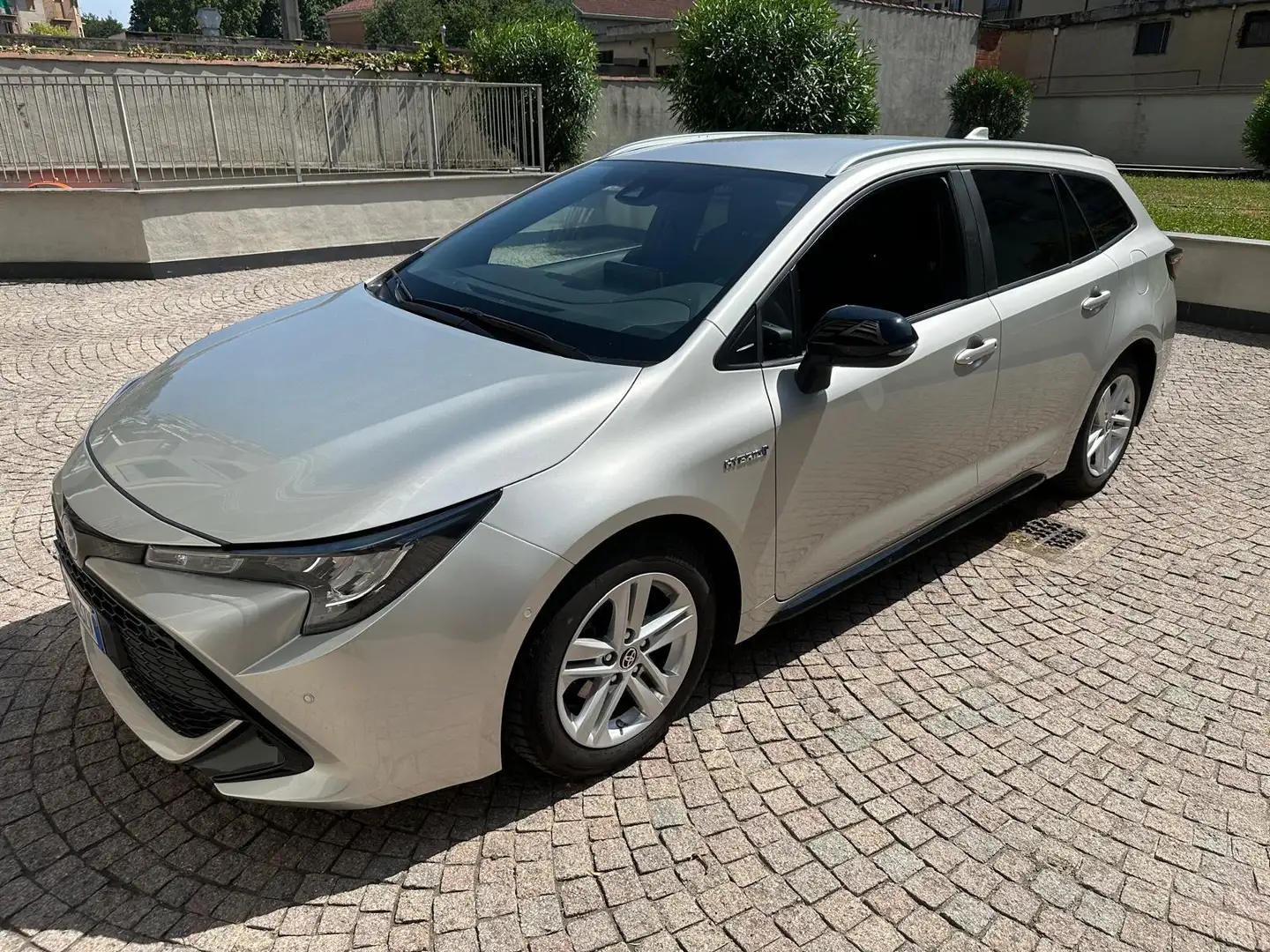Toyota Corolla Touring Sports 1.8h Business Tech cvt Grigio - 2