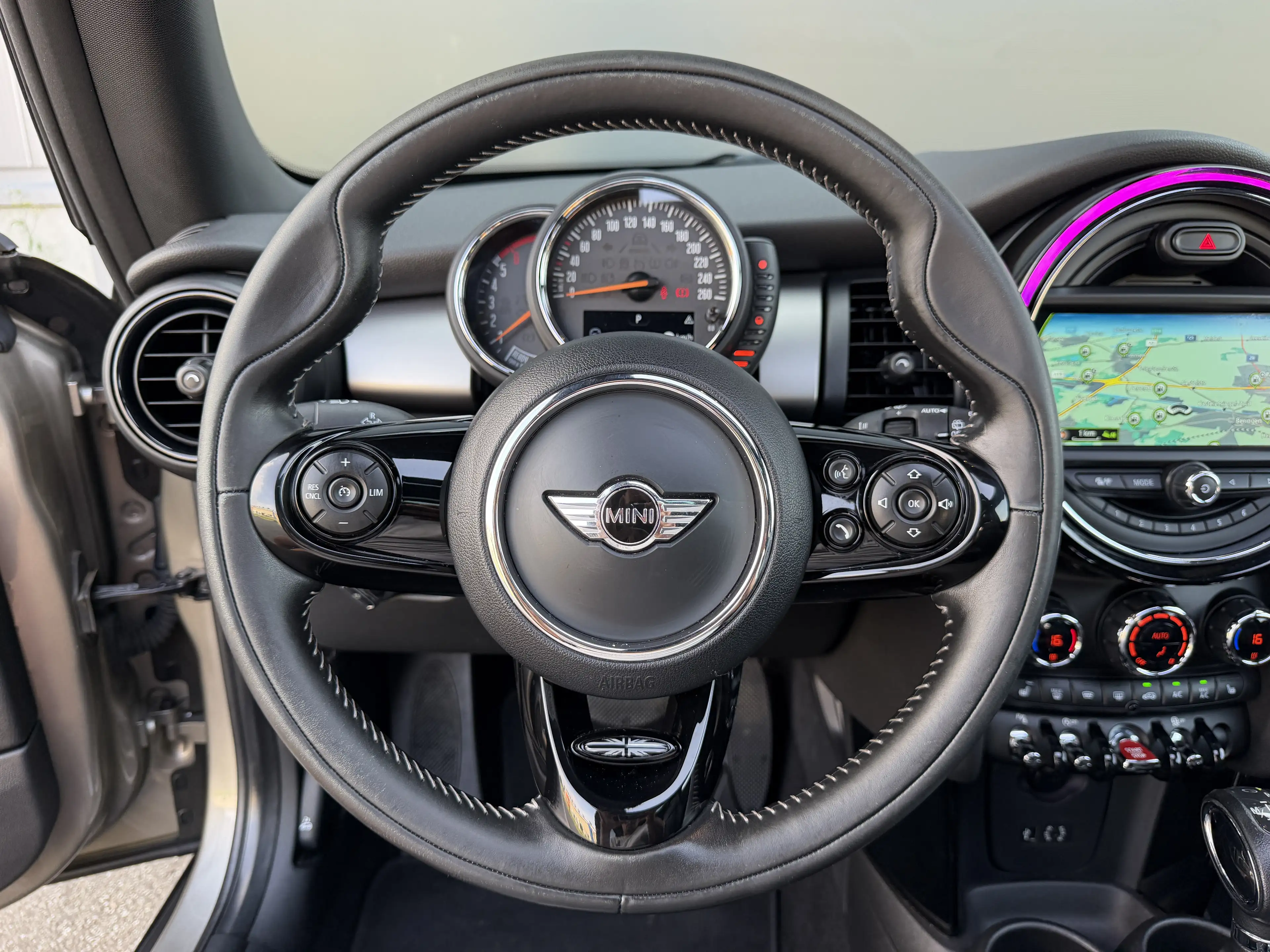 MINI Cooper D Mini 1.5 DA Cooper*Pano*Xenon*Led*Pro Navi*Garanti — photo 13