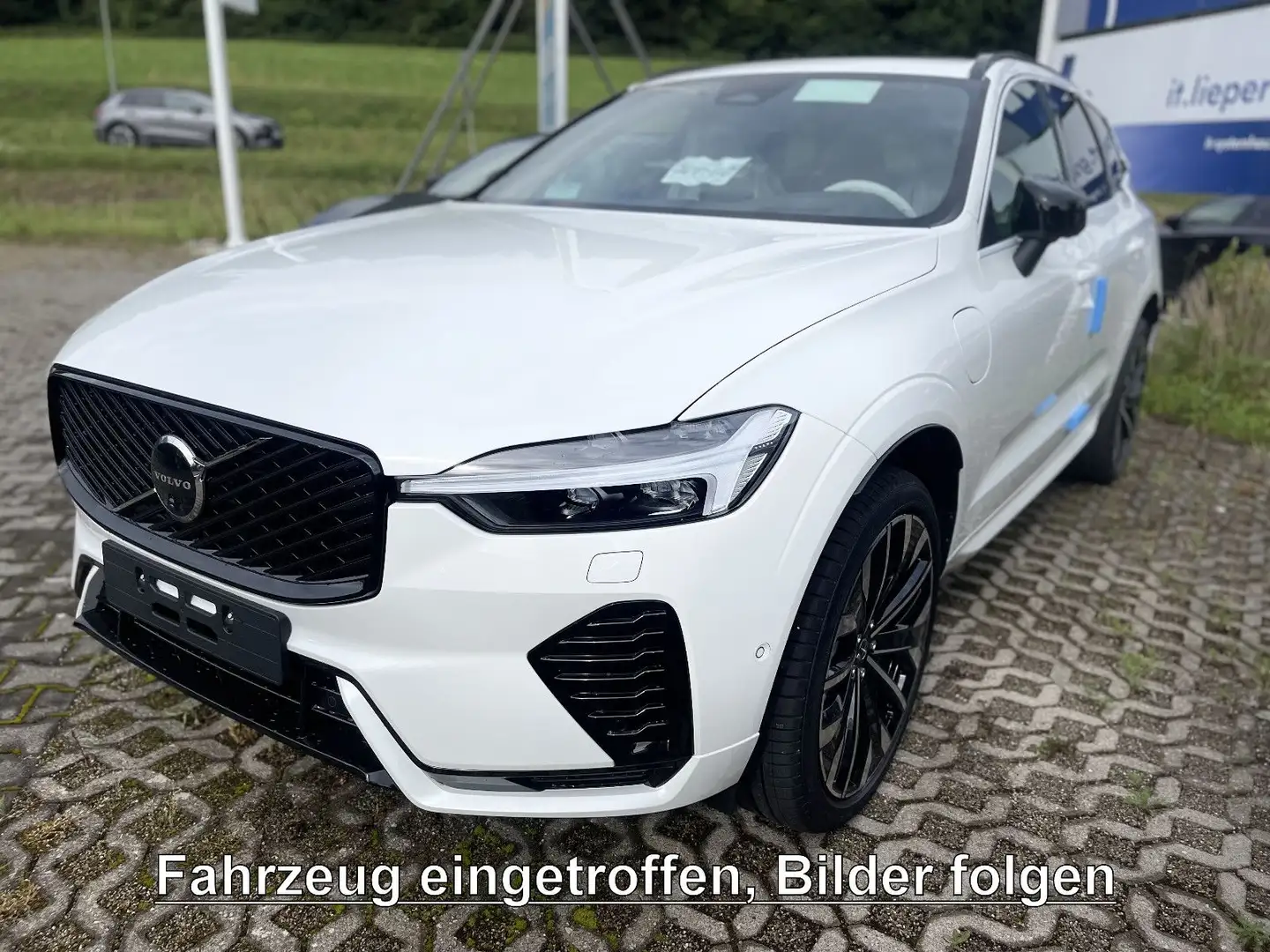 Volvo XC60 T6 AWD Plug-In Hybrid ULTRA Facelift sofort Blanco - 1