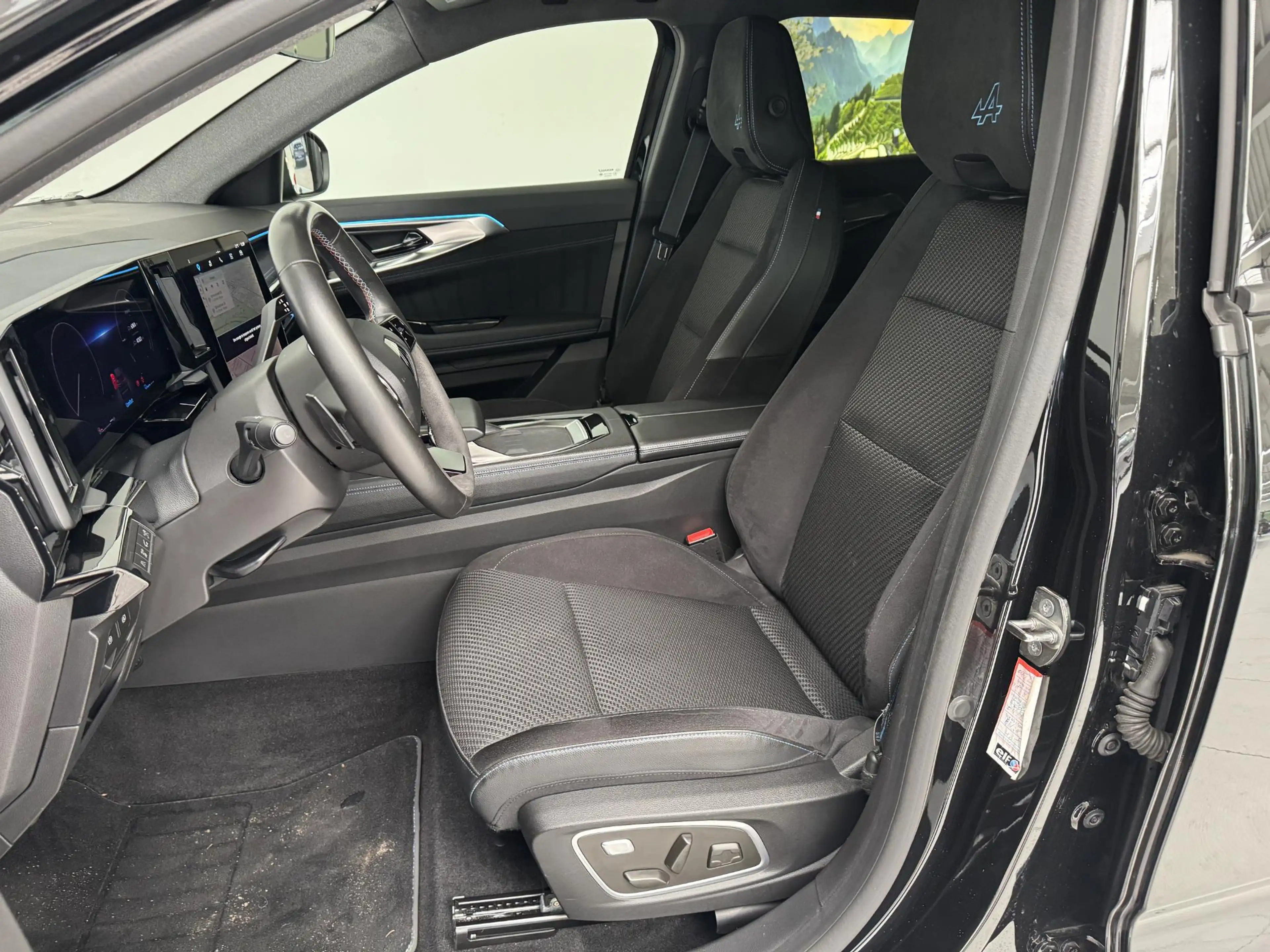 Renault Austral 1.2 E-Tech full hybrid 200 Techno Esprit Alpine | — photo 7