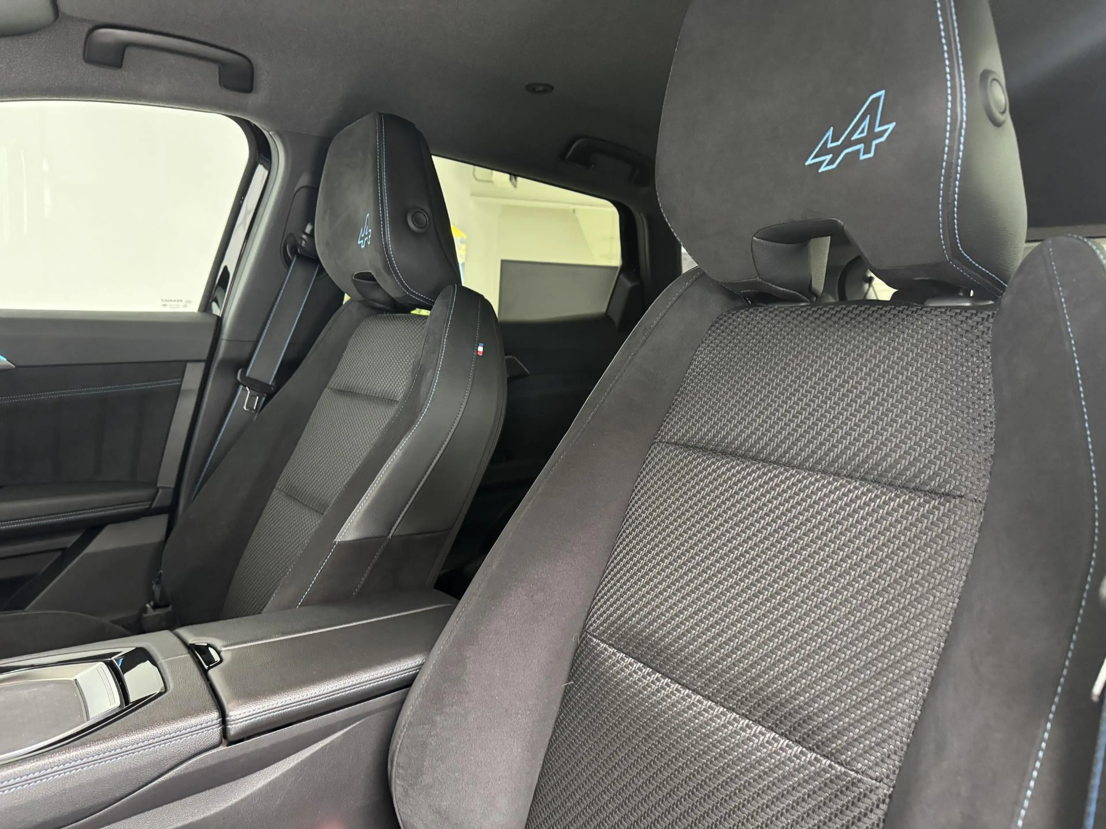 Renault Austral 1.2 E-Tech full hybrid 200 Techno Esprit Alpine | — photo 27