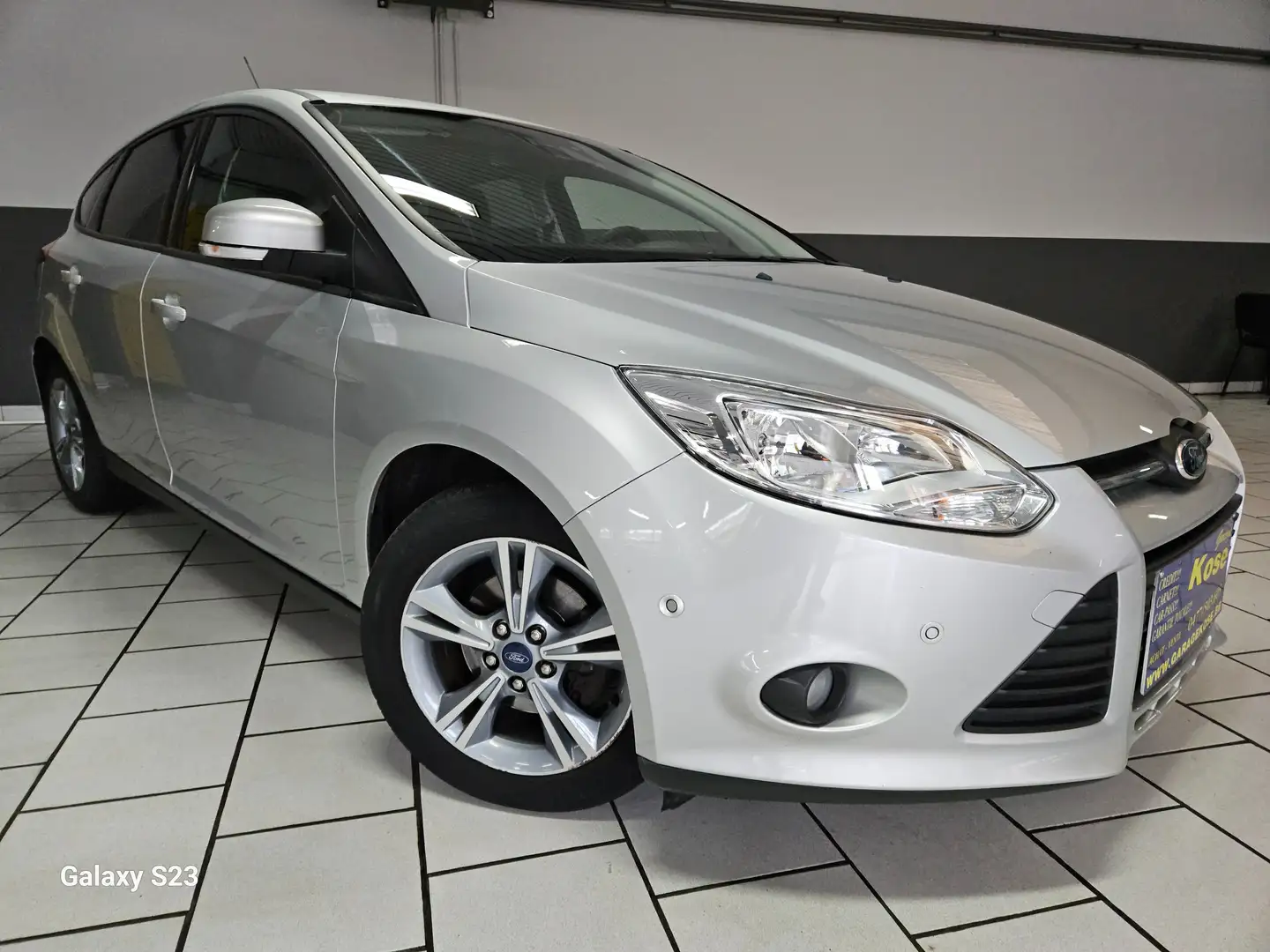 Ford Focus 1.0 EcoBoost//CLIMATISATION//FAIBLE KM//GARANTIE Argent - 1