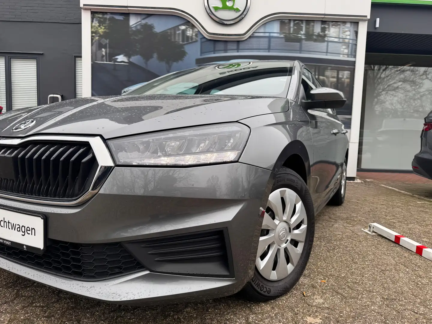 Skoda Fabia Ambition Grau - 2