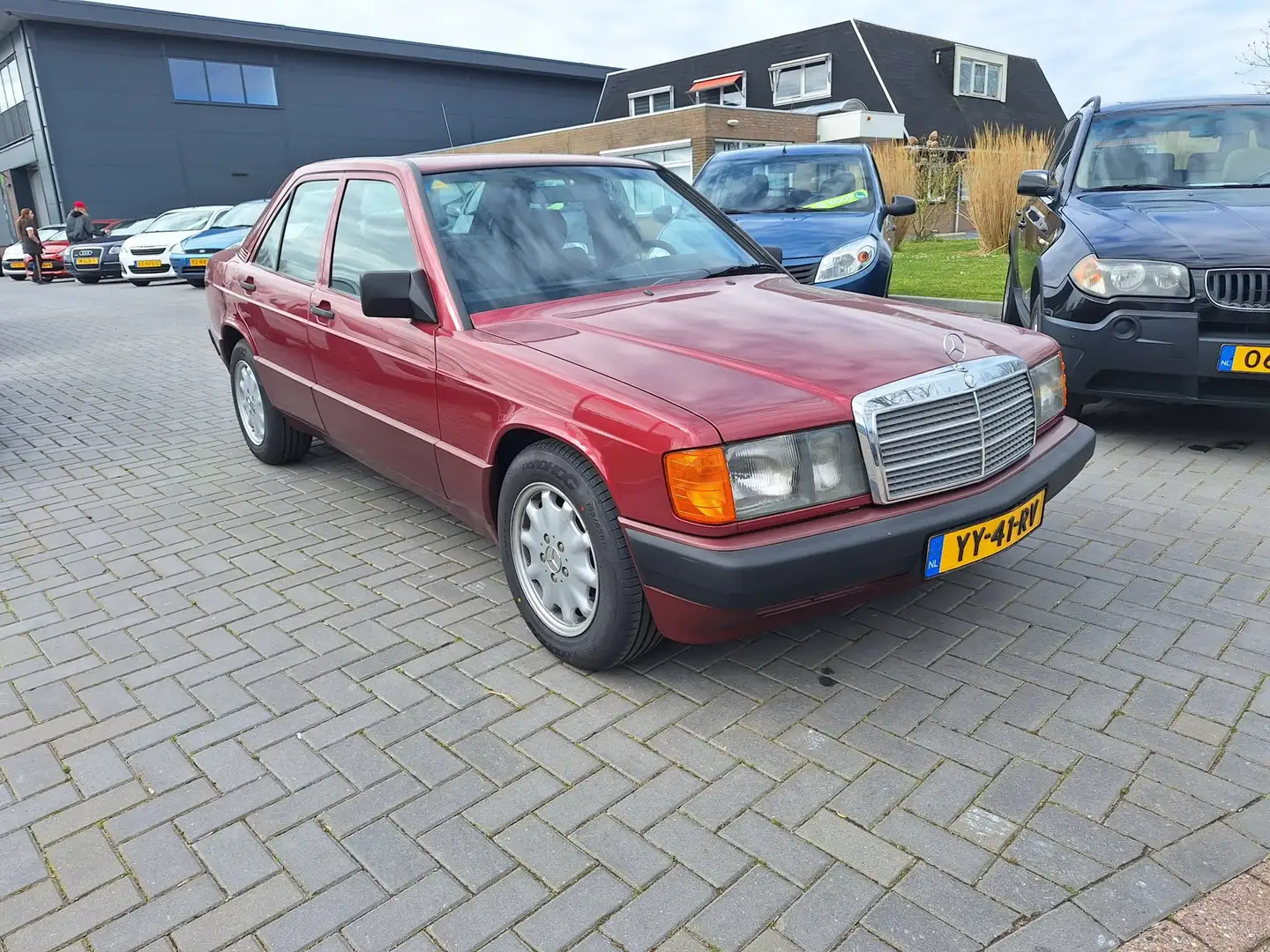 Mercedes-Benz 190 1.8 E Basic / Helemaal origineel / APK feb 2027 Rojo - 2