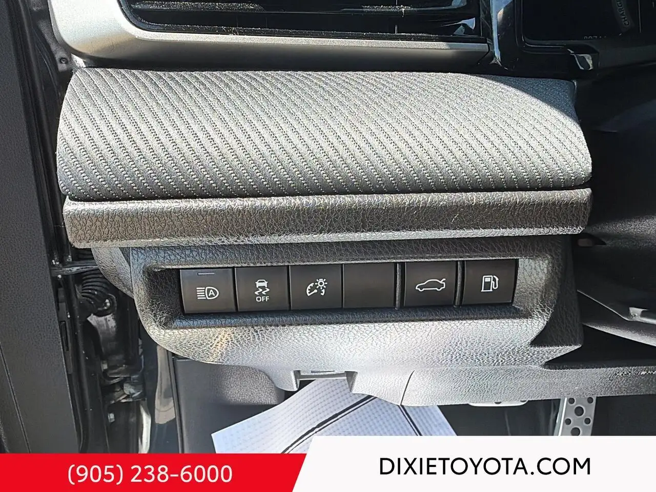 Toyota Camry снимка Toyota Camry
