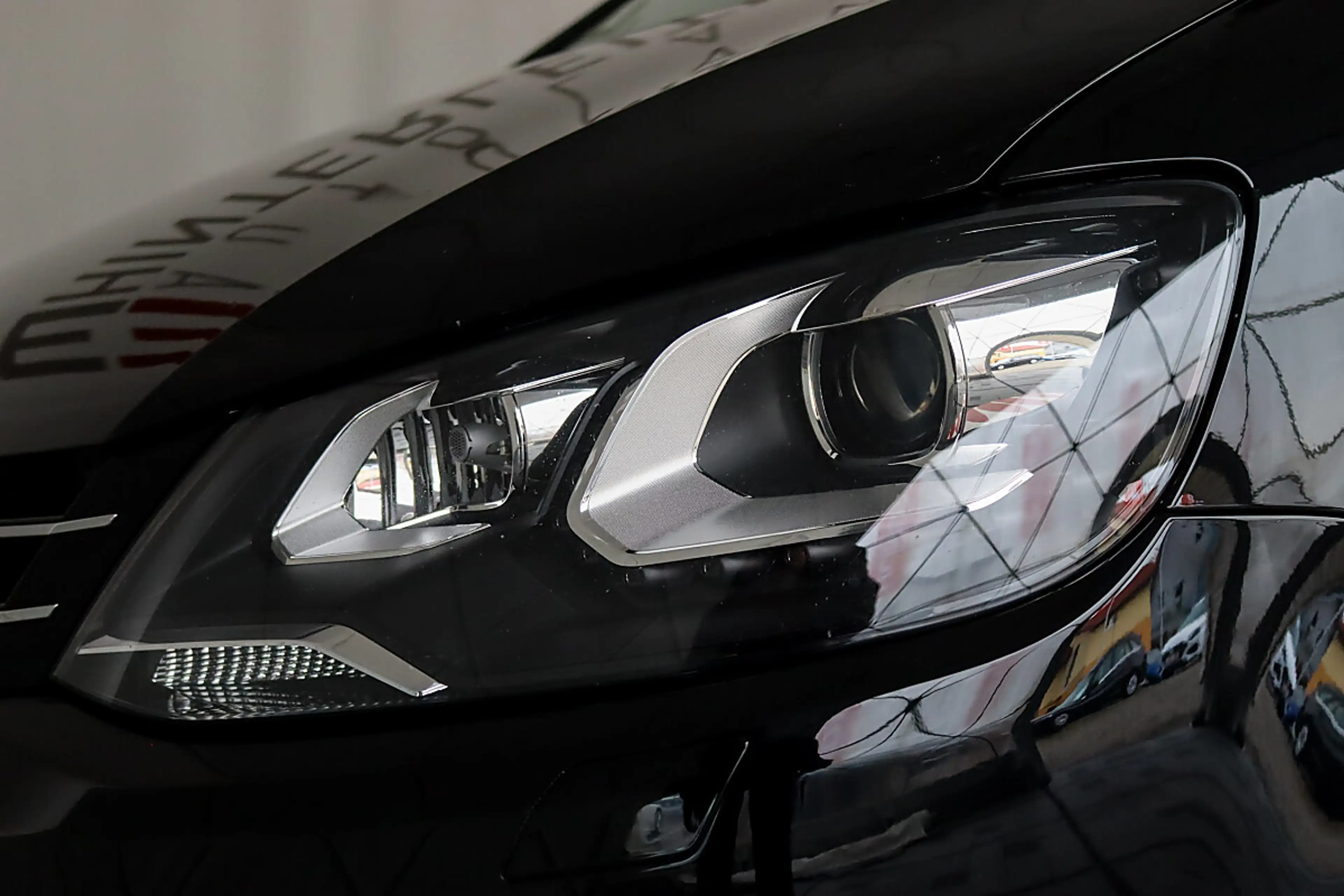 Volkswagen Sharan Business 2,0 TDI / NAVI / ACC / BI-XENON — photo 7