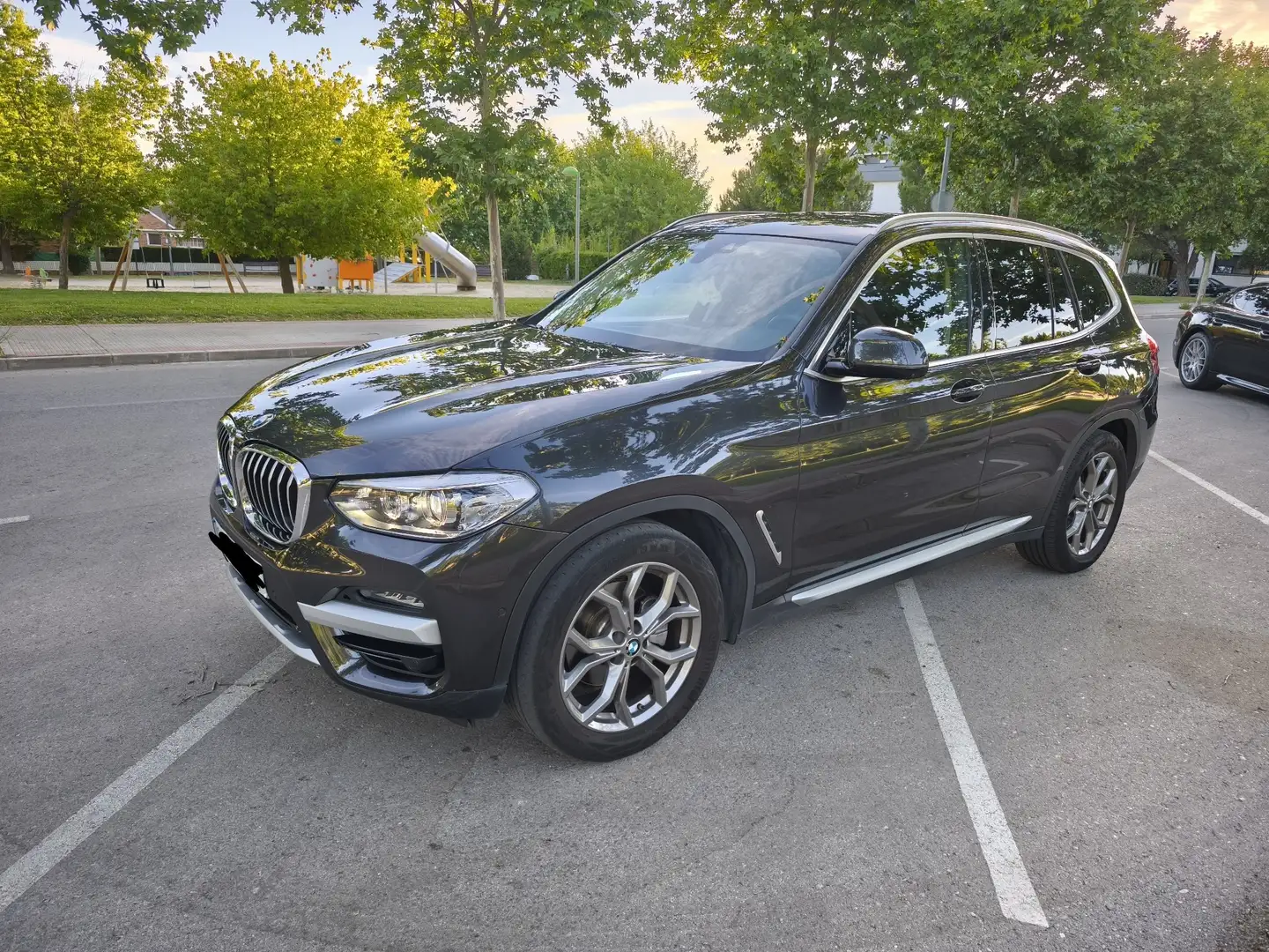 BMW X3 xDrive 20dA Gris - 1