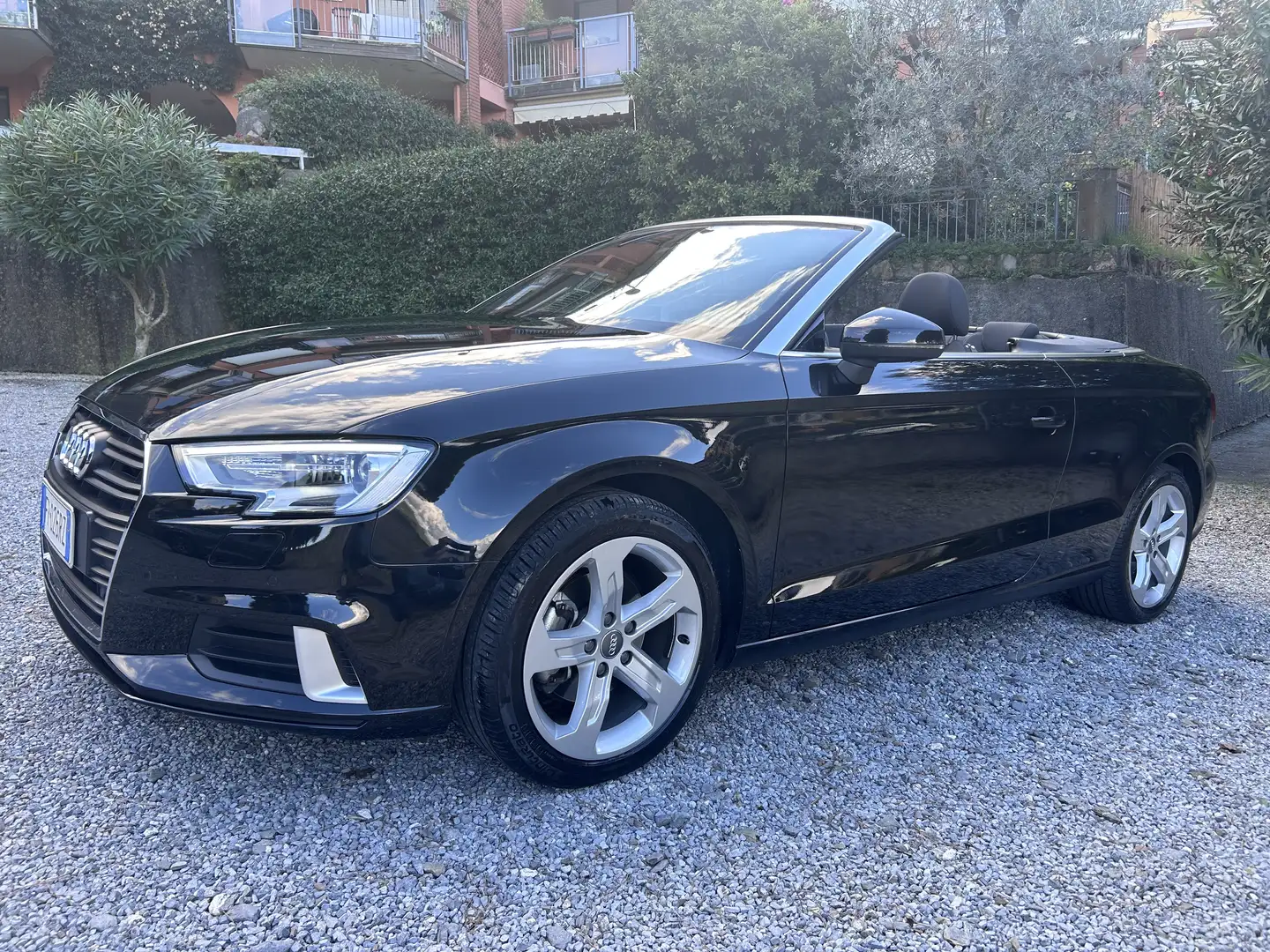 Audi A3 Cabrio 1.6 tdi Sport 116cv Nero - 1